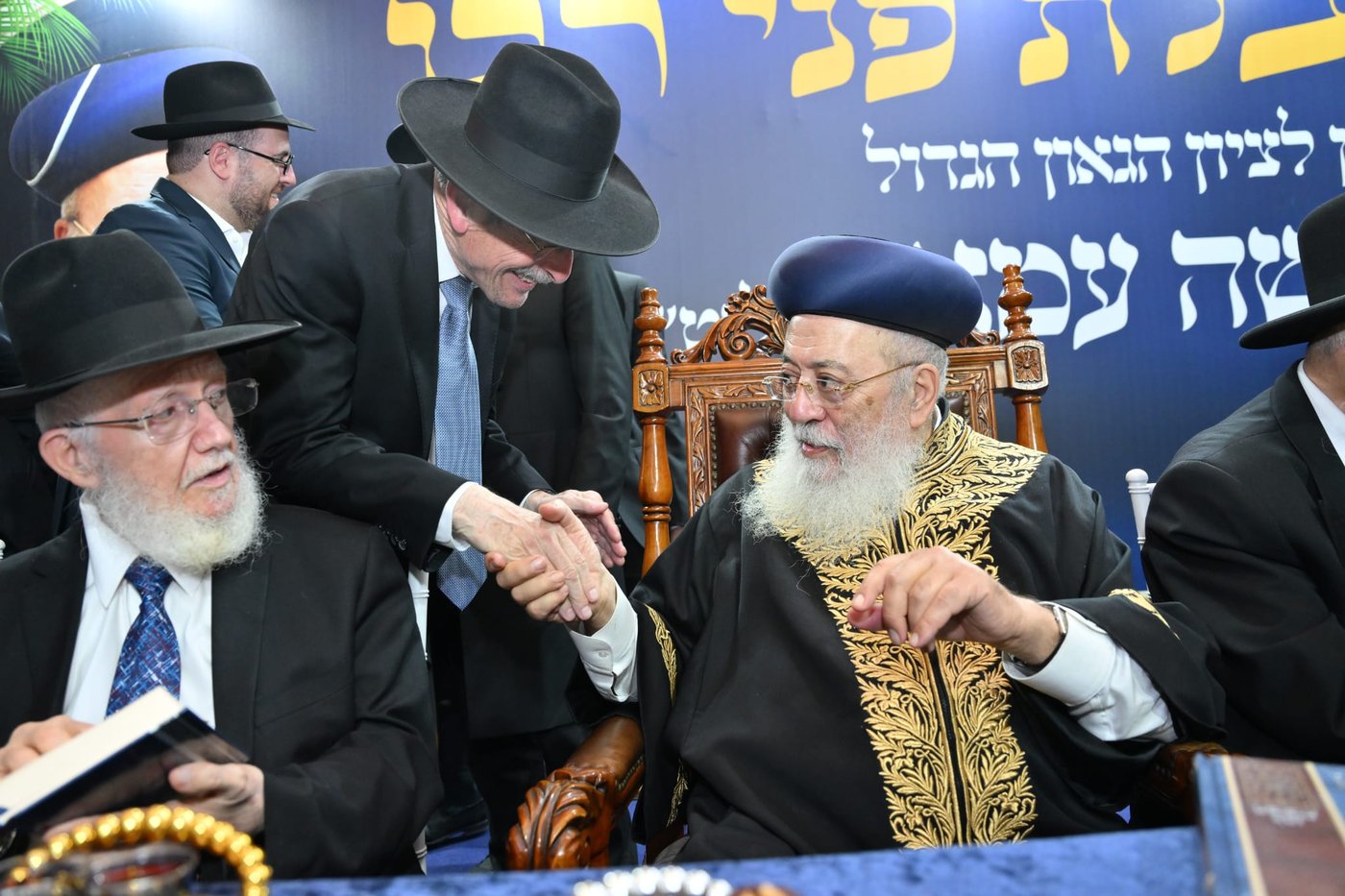 הקבלת פני רבו אצל הראשון לציון הגר"ש עמאר | צילום: שלומי בוארון