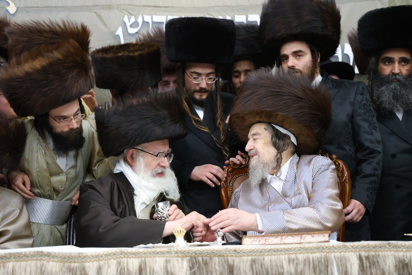 שמחת בית השואבה אצל הגאון הצדיק רבי יעקב מאיר שכטר שליט"א