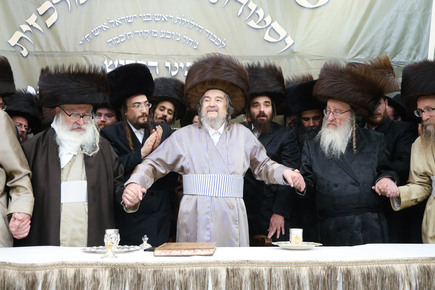 שמחת בית השואבה אצל הגאון הצדיק רבי יעקב מאיר שכטר שליט"א