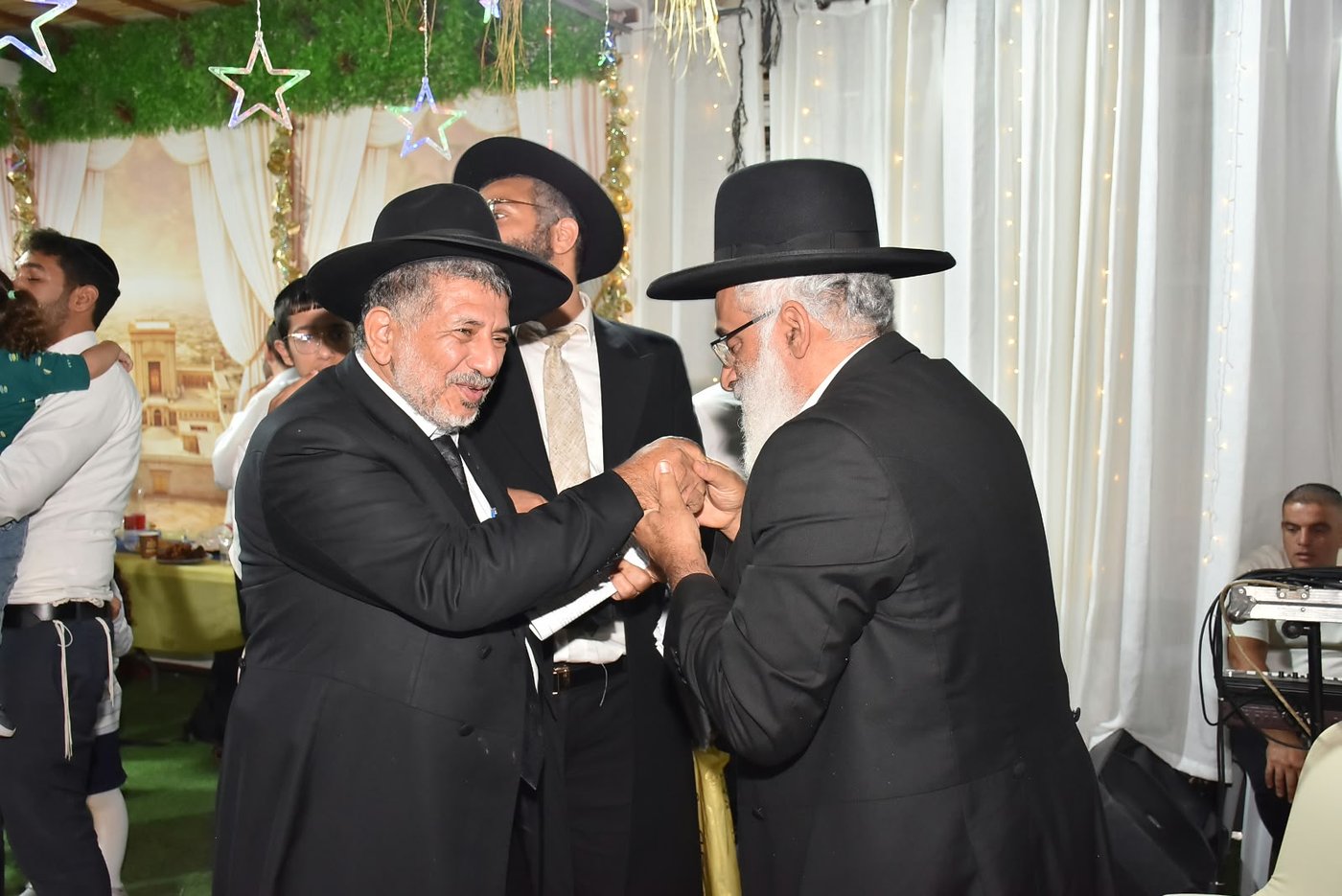 מהמעמד המרכזי לרבני תימן במושב אחיעזר