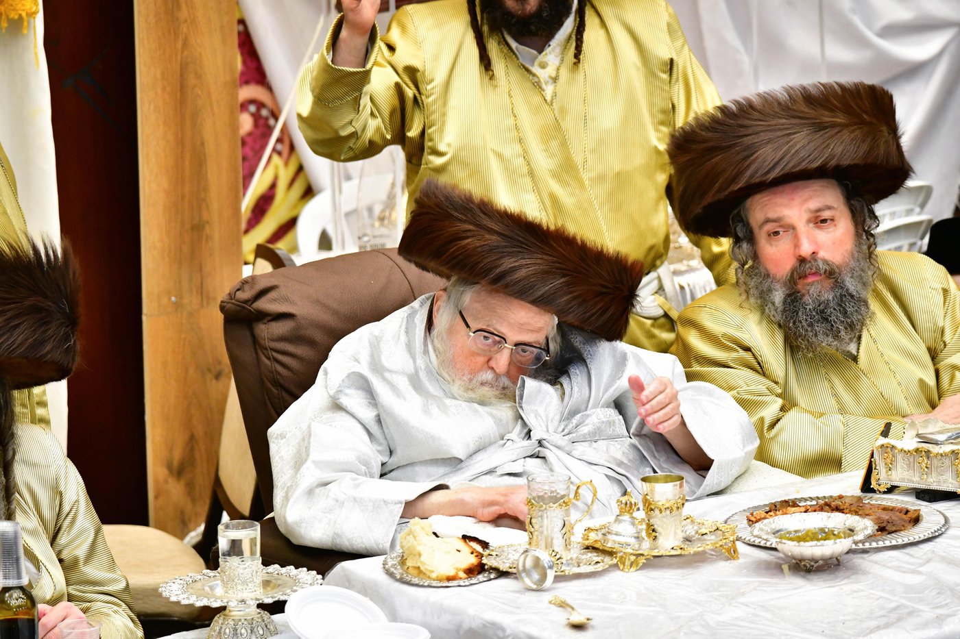 נעילת החג שמחת תורה בחצר הקודש תולדות אברהם יצחק | צילום: שוקי לרר