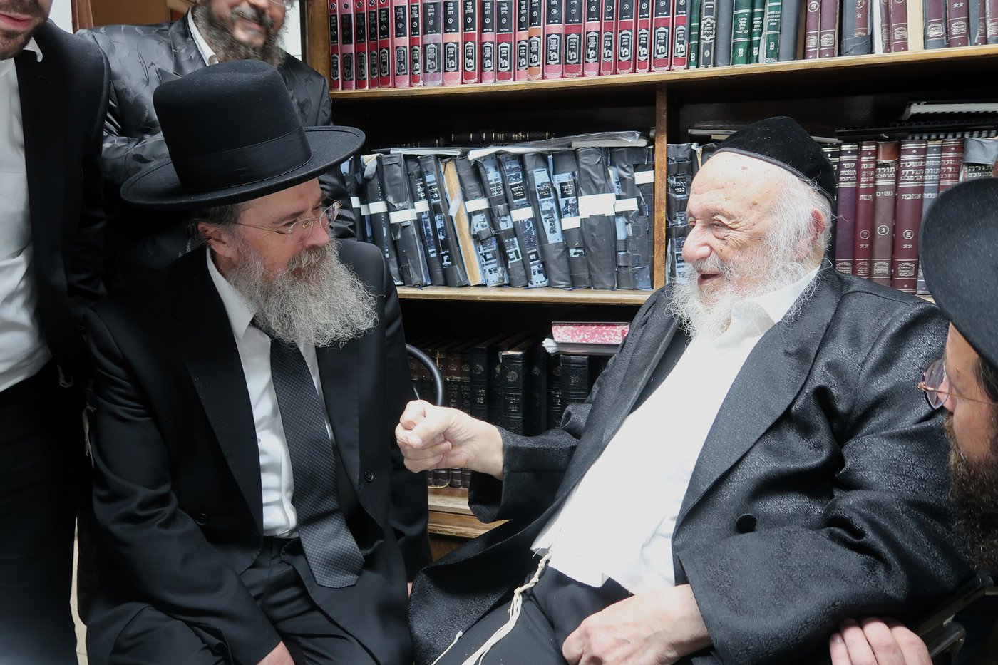 חג הסוכות במחיצת מרן הגרב"ד פוברסקי שליט"א
