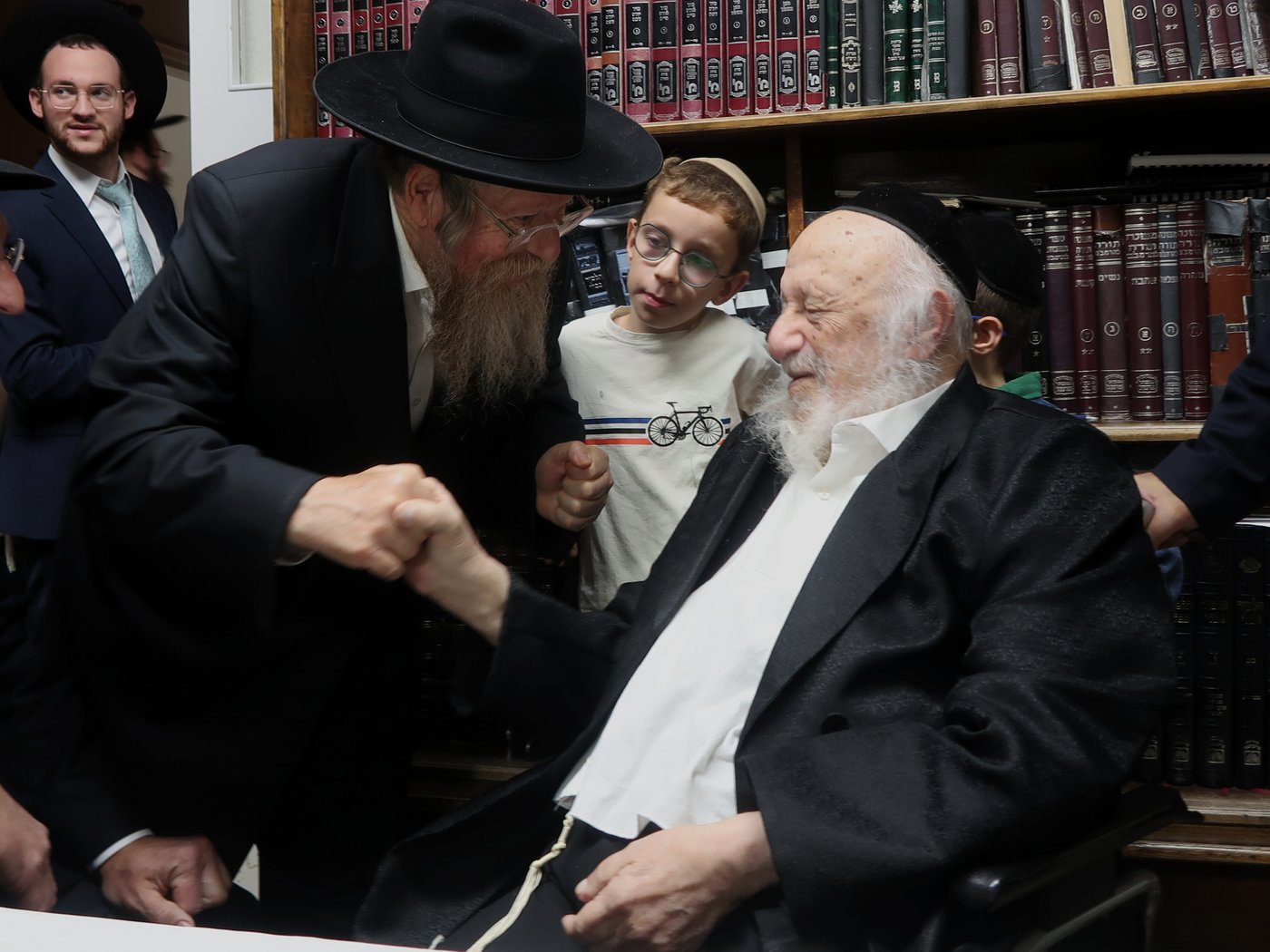 חג הסוכות במחיצת מרן הגרב"ד פוברסקי שליט"א