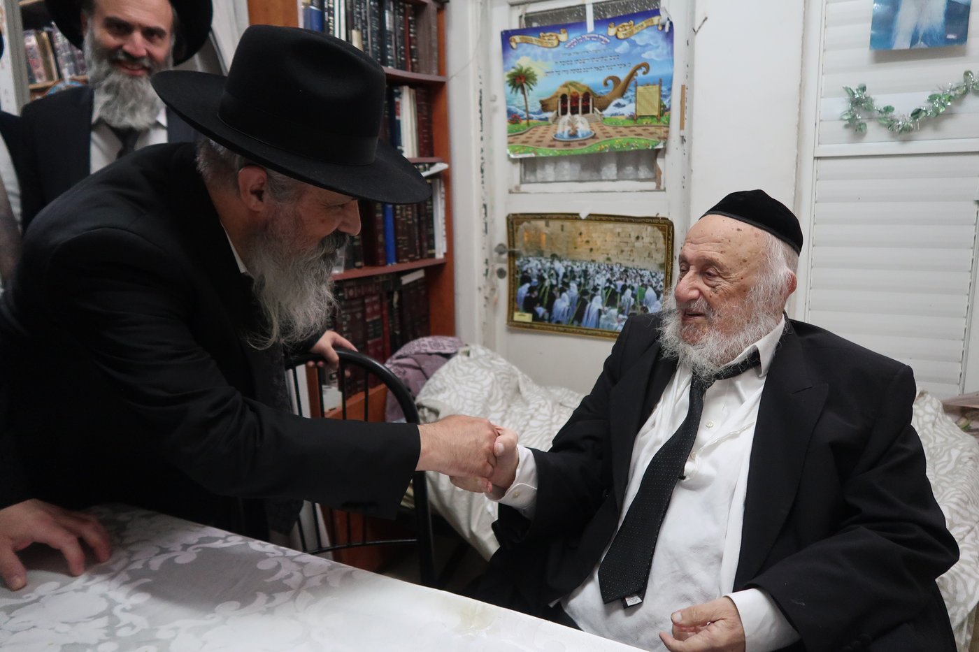 חג הסוכות במחיצת מרן הגרב"ד פוברסקי שליט"א