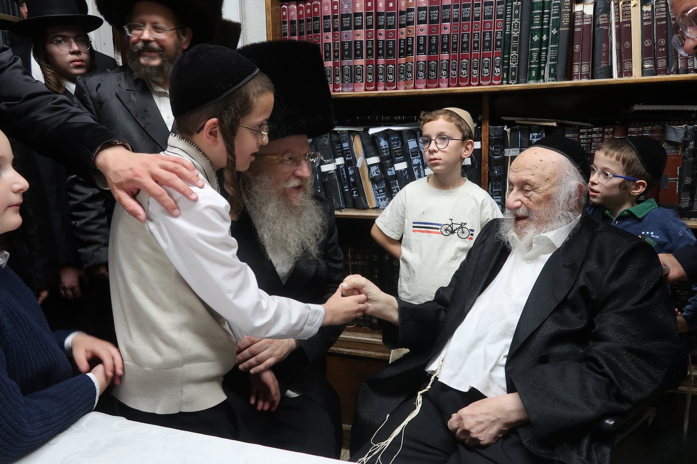 חג הסוכות במחיצת מרן הגרב"ד פוברסקי שליט"א