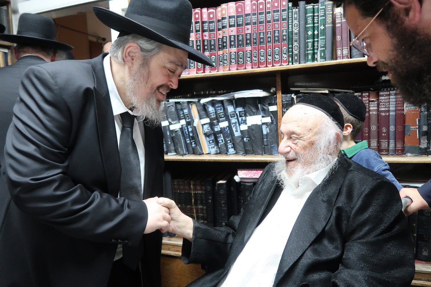 חג הסוכות במחיצת מרן הגרב"ד פוברסקי שליט"א