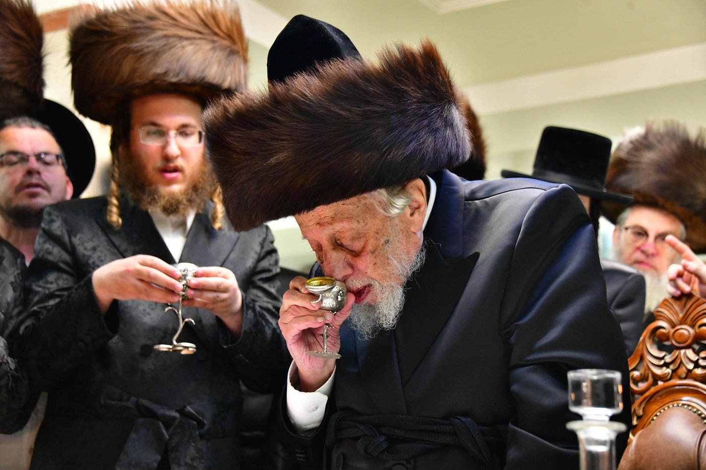 הקפות שניות בחצר קופיטשניץ | צילום: שוקי לרר