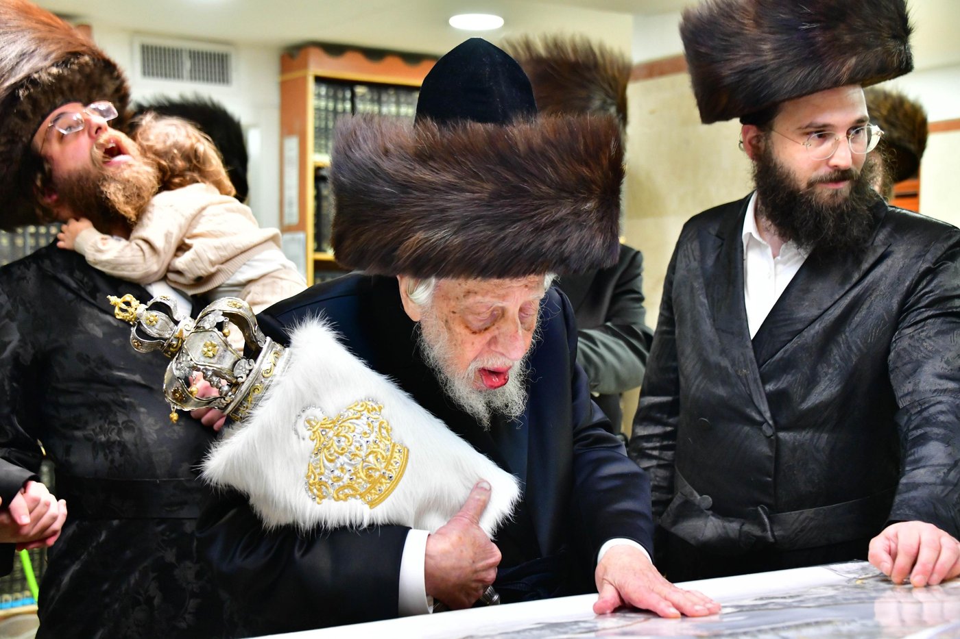 הקפות שניות בחצר קופיטשניץ | צילום: שוקי לרר