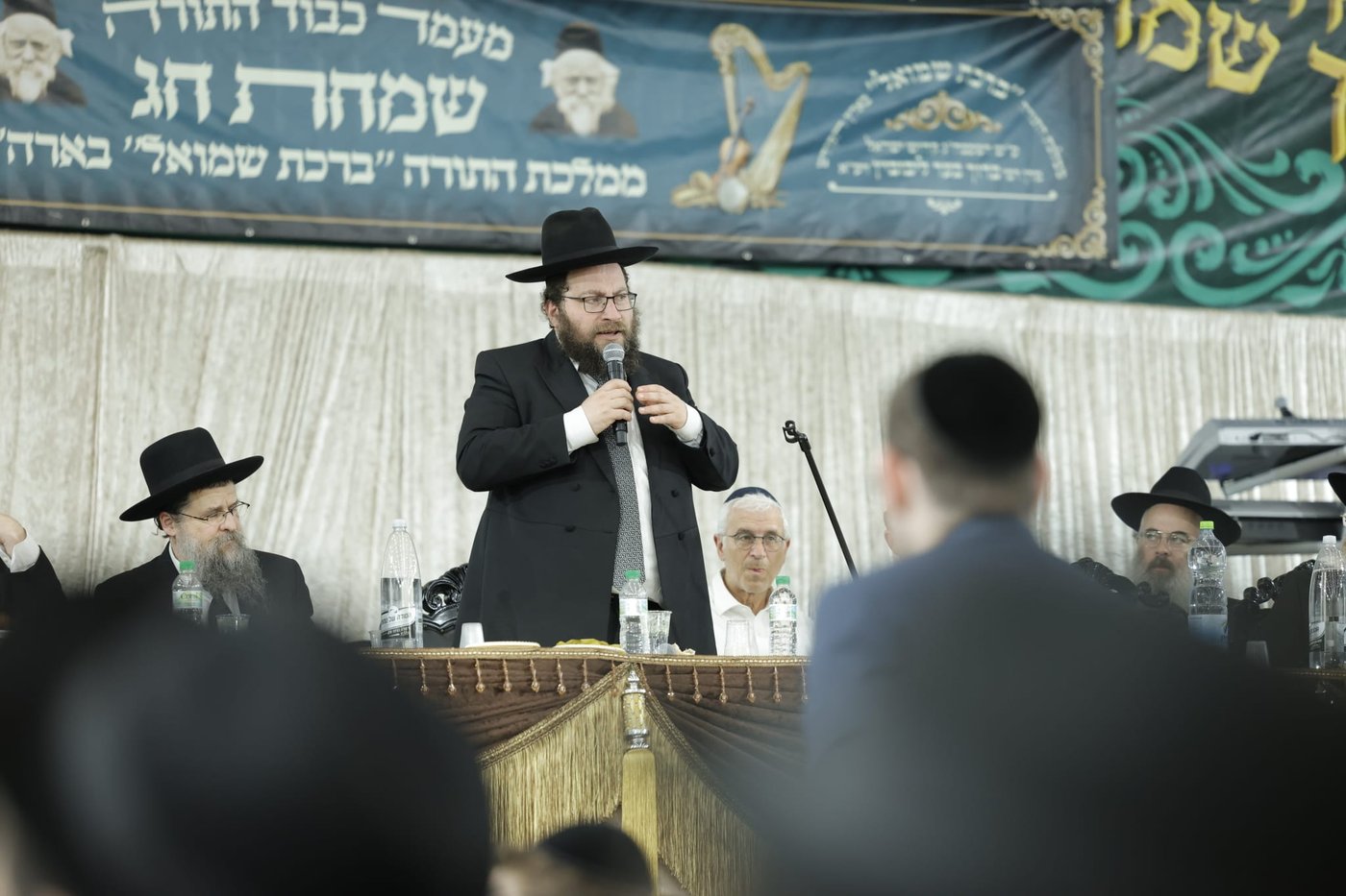 שמחת בית השואבה בברכת שמואל | צילום: שמוליק קורלנסקי