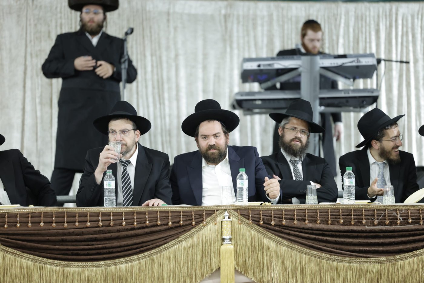 שמחת בית השואבה בברכת שמואל | צילום: שמוליק קורלנסקי