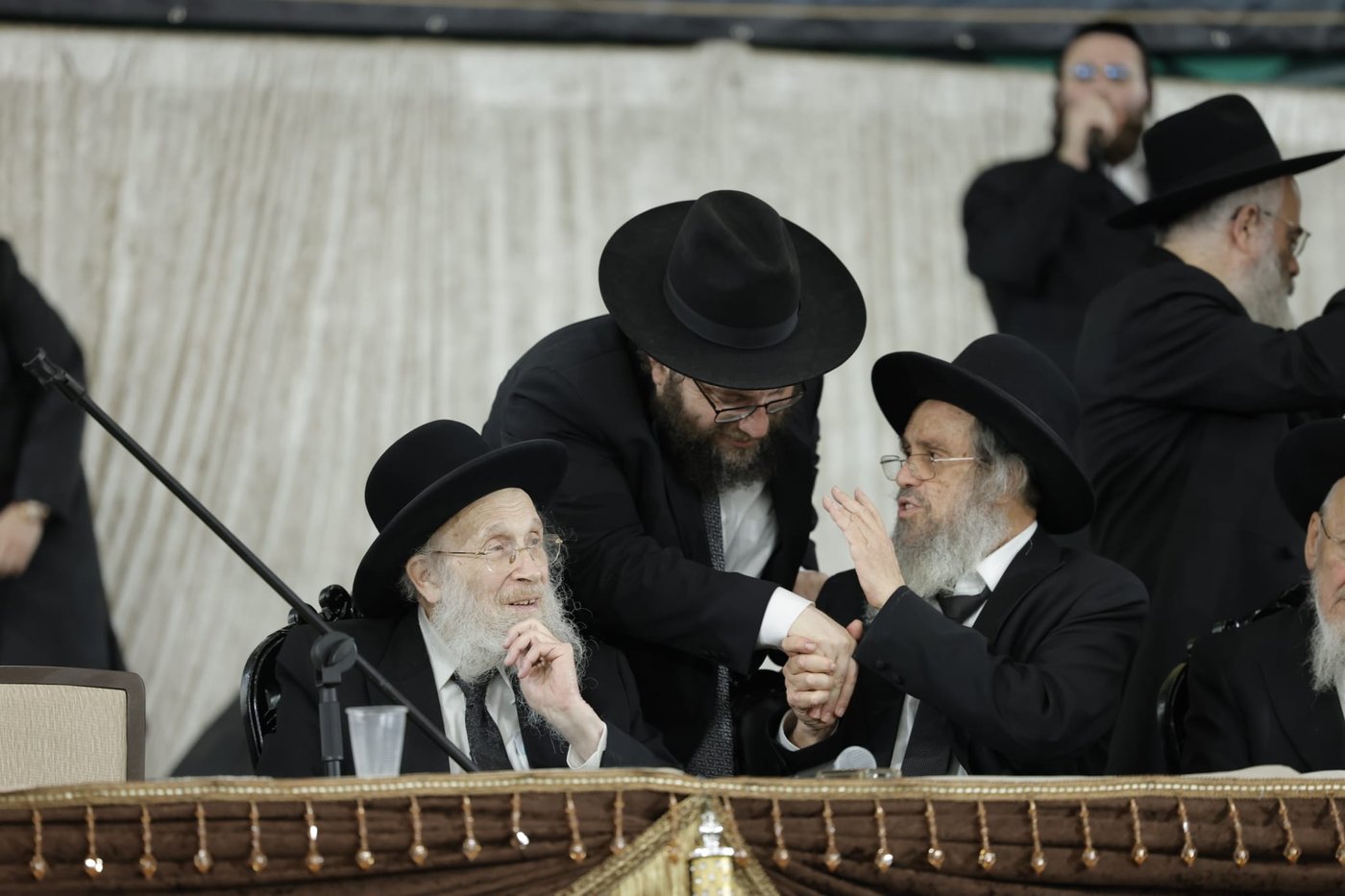 שמחת בית השואבה בברכת שמואל | צילום: שמוליק קורלנסקי
