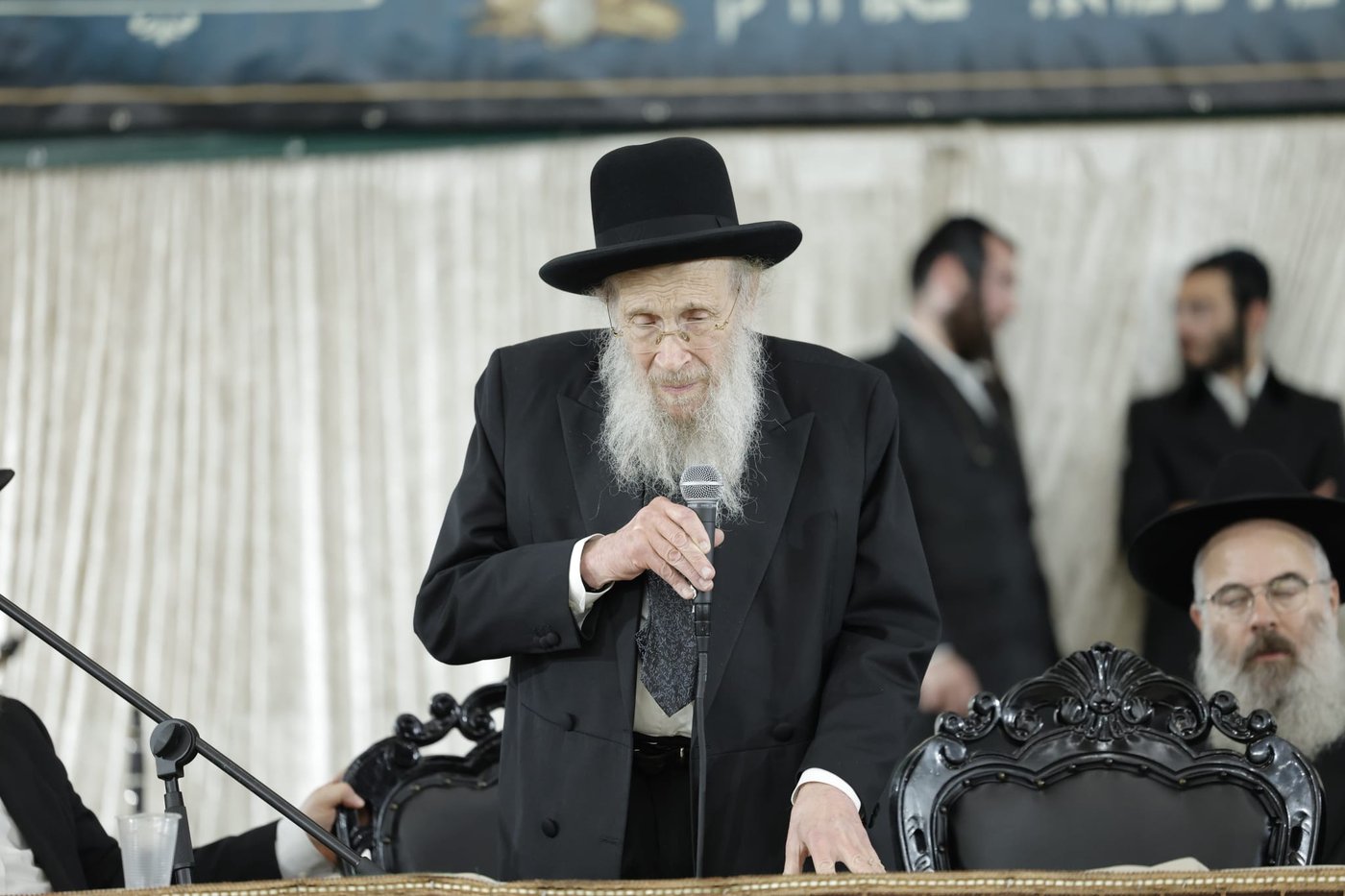 שמחת בית השואבה בברכת שמואל | צילום: שמוליק קורלנסקי