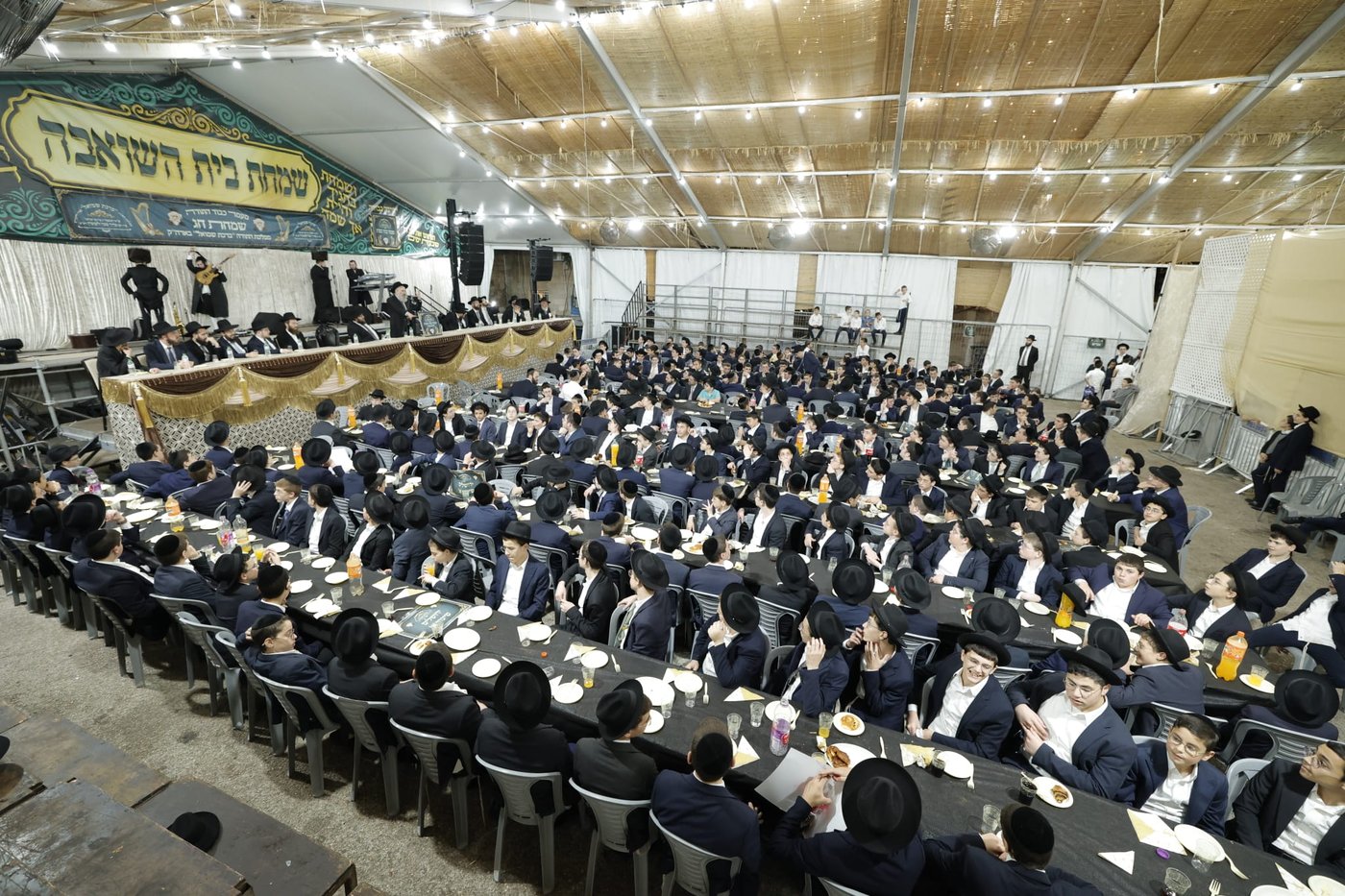 שמחת בית השואבה בברכת שמואל | צילום: שמוליק קורלנסקי