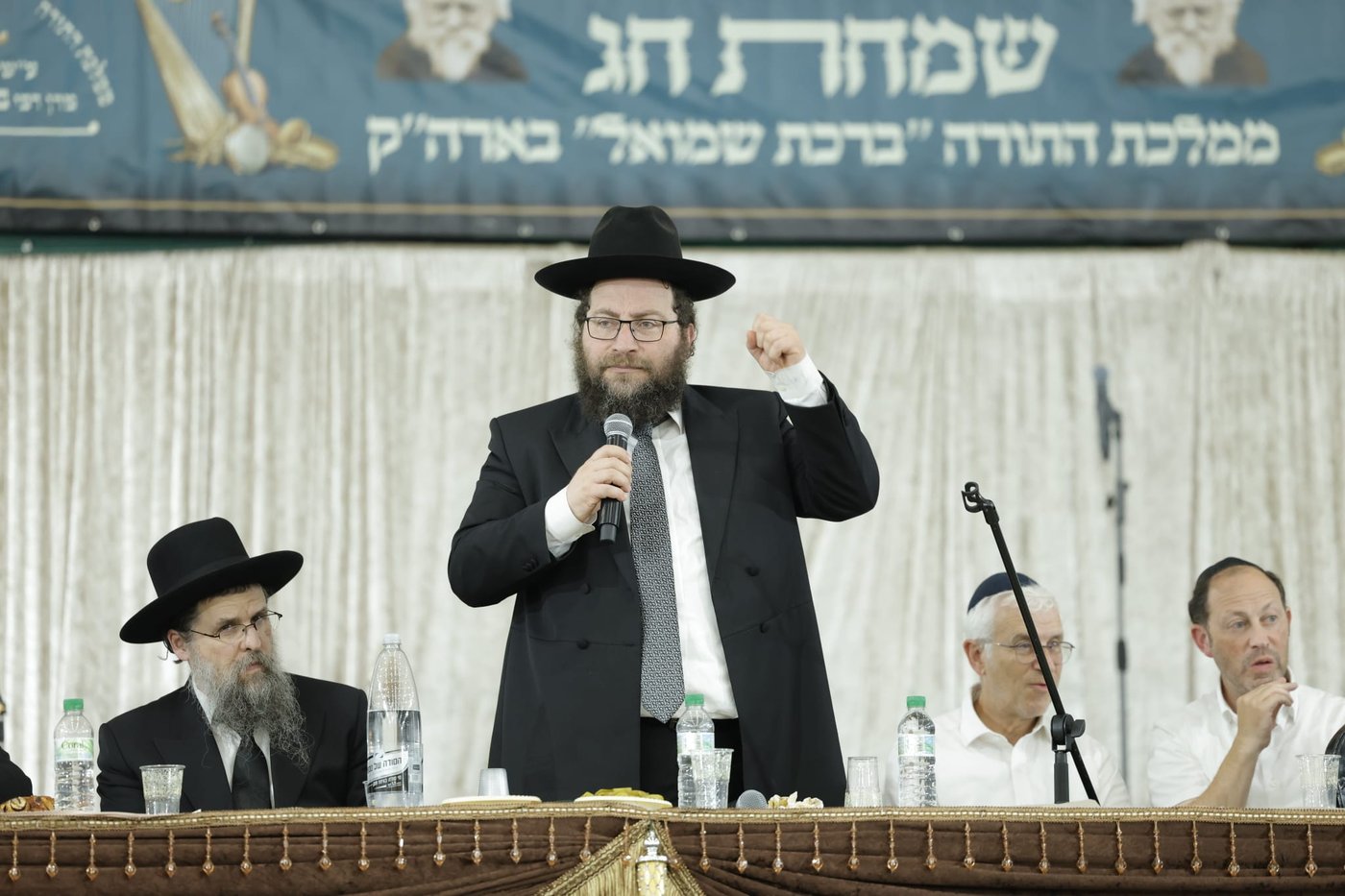 שמחת בית השואבה בברכת שמואל | צילום: שמוליק קורלנסקי