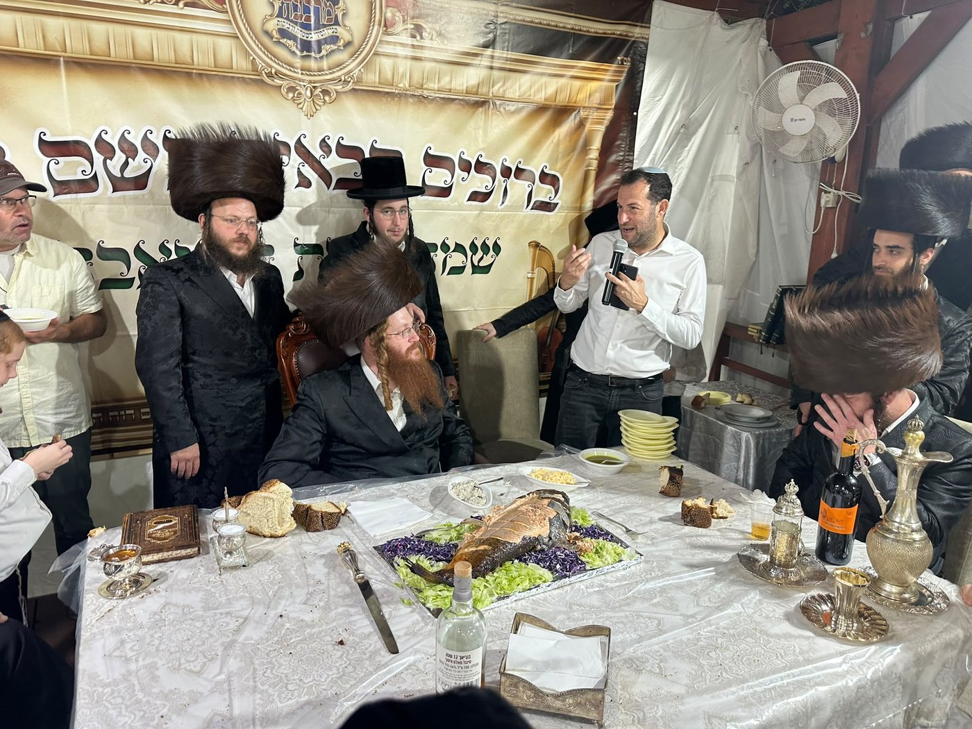 חג הסוכות במרכז חסידות קאליב | צילום: באדיבות המצלם