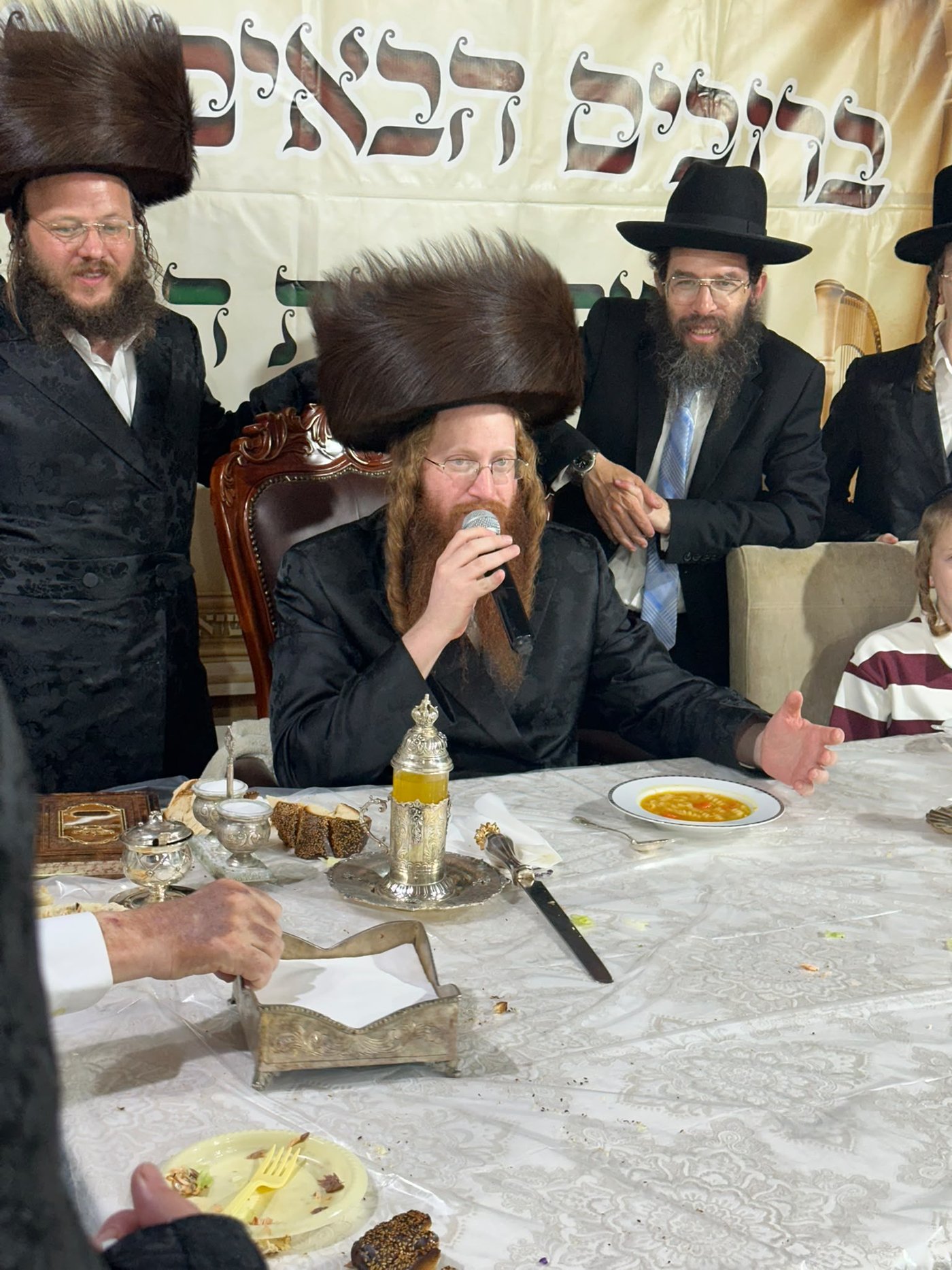 חג הסוכות במרכז חסידות קאליב | צילום: באדיבות המצלם
