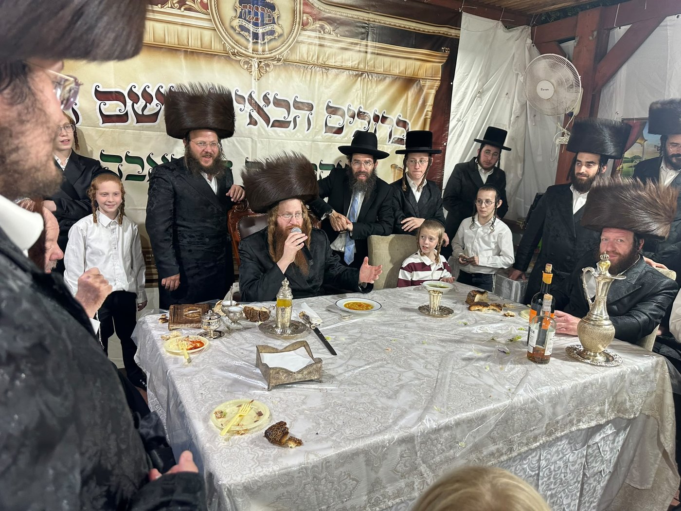 חג הסוכות במרכז חסידות קאליב | צילום: באדיבות המצלם
