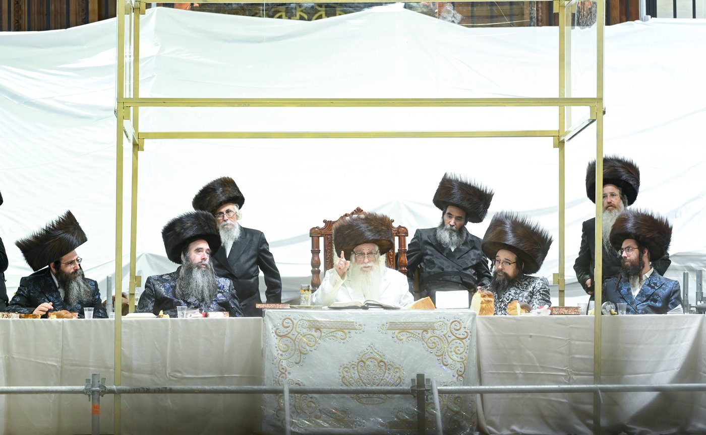עפל טיש בצאנז