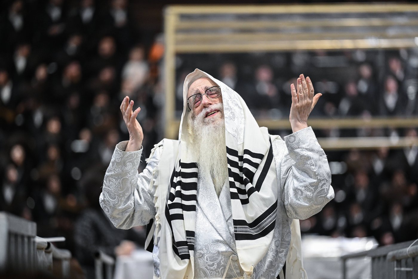 הקפות שניות בחצר הקודש צאנז
