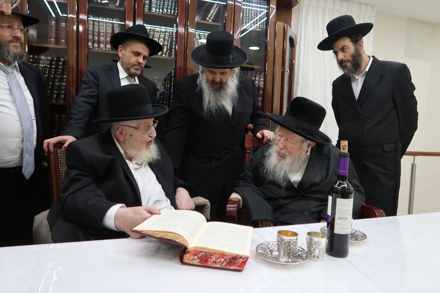 הגאון רבי מאיר צבי ברגמן שליט"א בביקור אצל כ"ק האדמו"ר מגור שליט"א