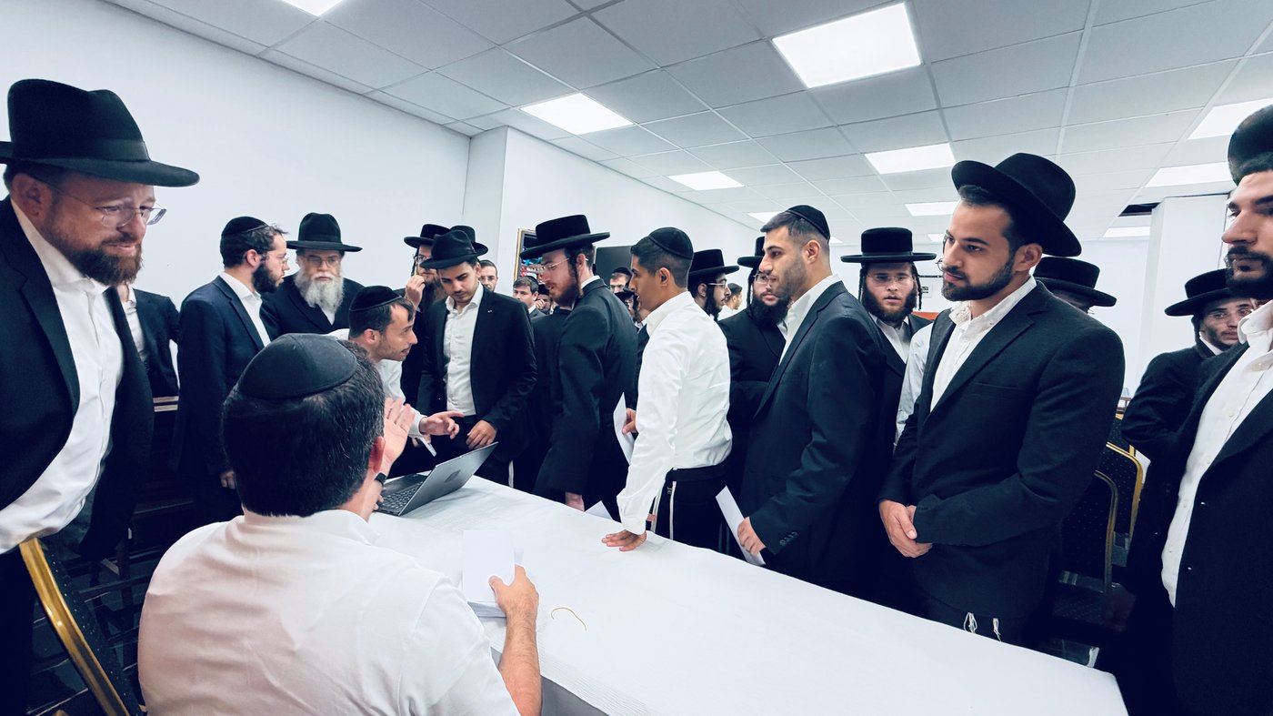 מהמעמד בו חולקו המענקים