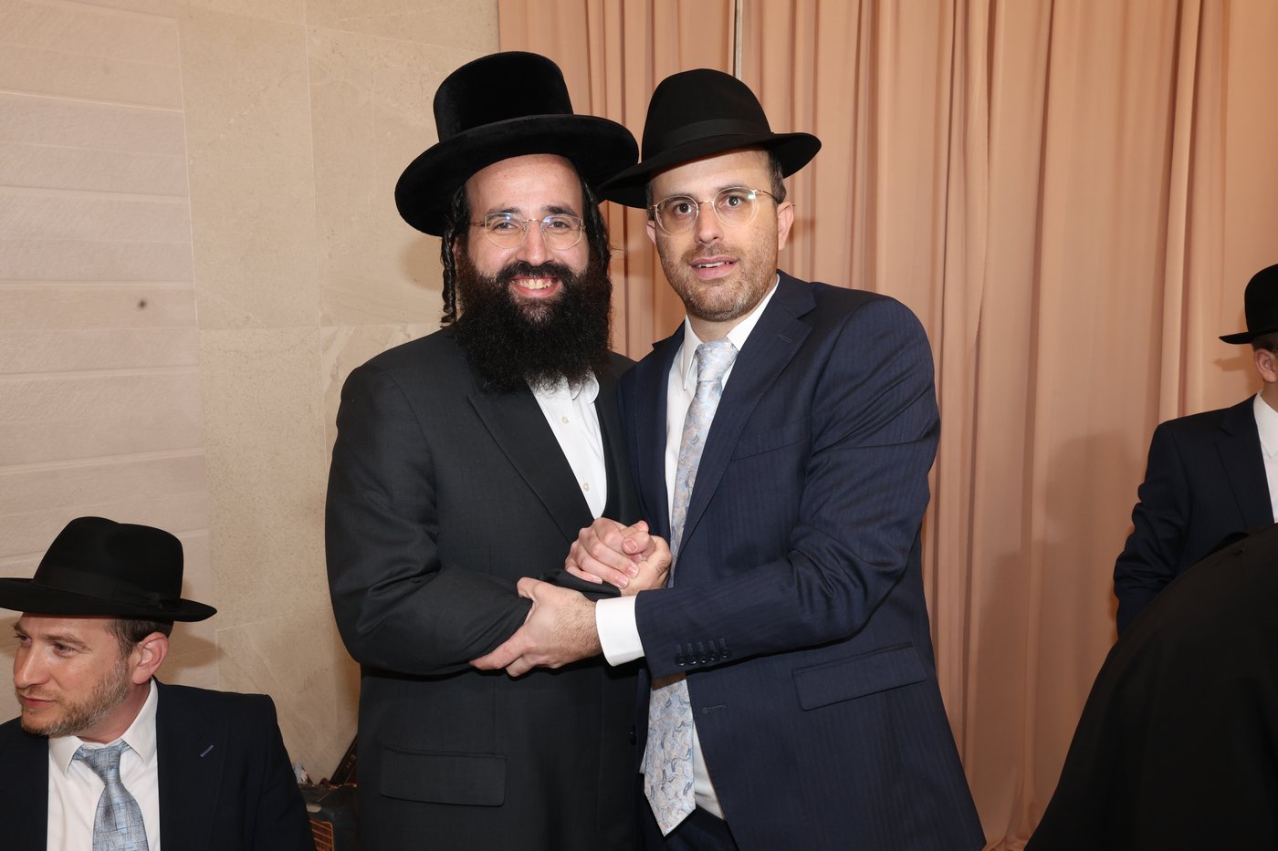 שמחת בר המצווה לבנו של משה רבר