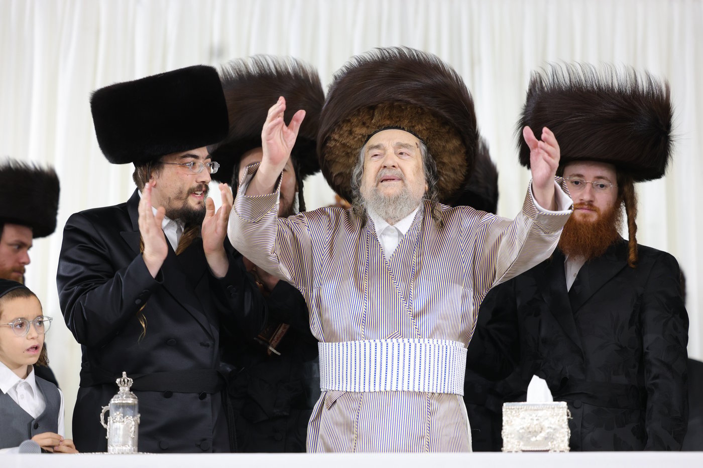 הקפות שניות אצל הגאון רבי יעקב מאיר שכטר