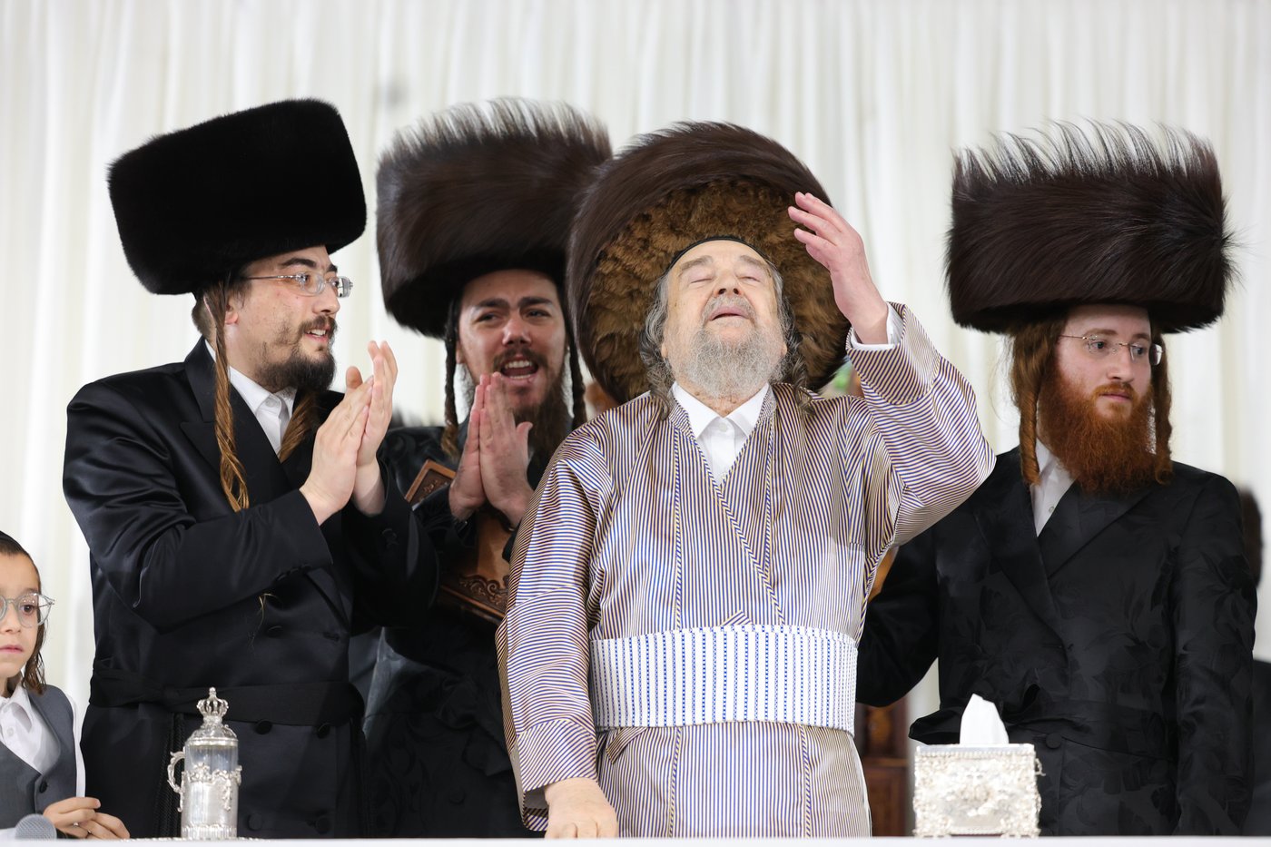 הקפות שניות אצל הגאון רבי יעקב מאיר שכטר