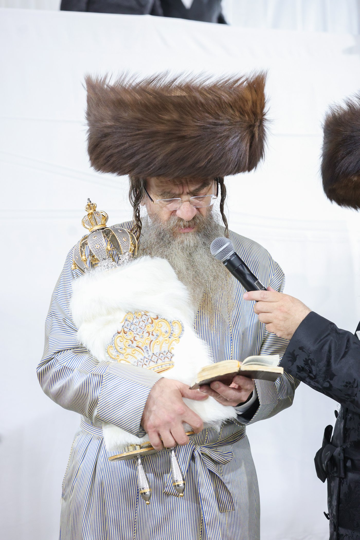 הקפות שניות אצל הגאון רבי יעקב מאיר שכטר