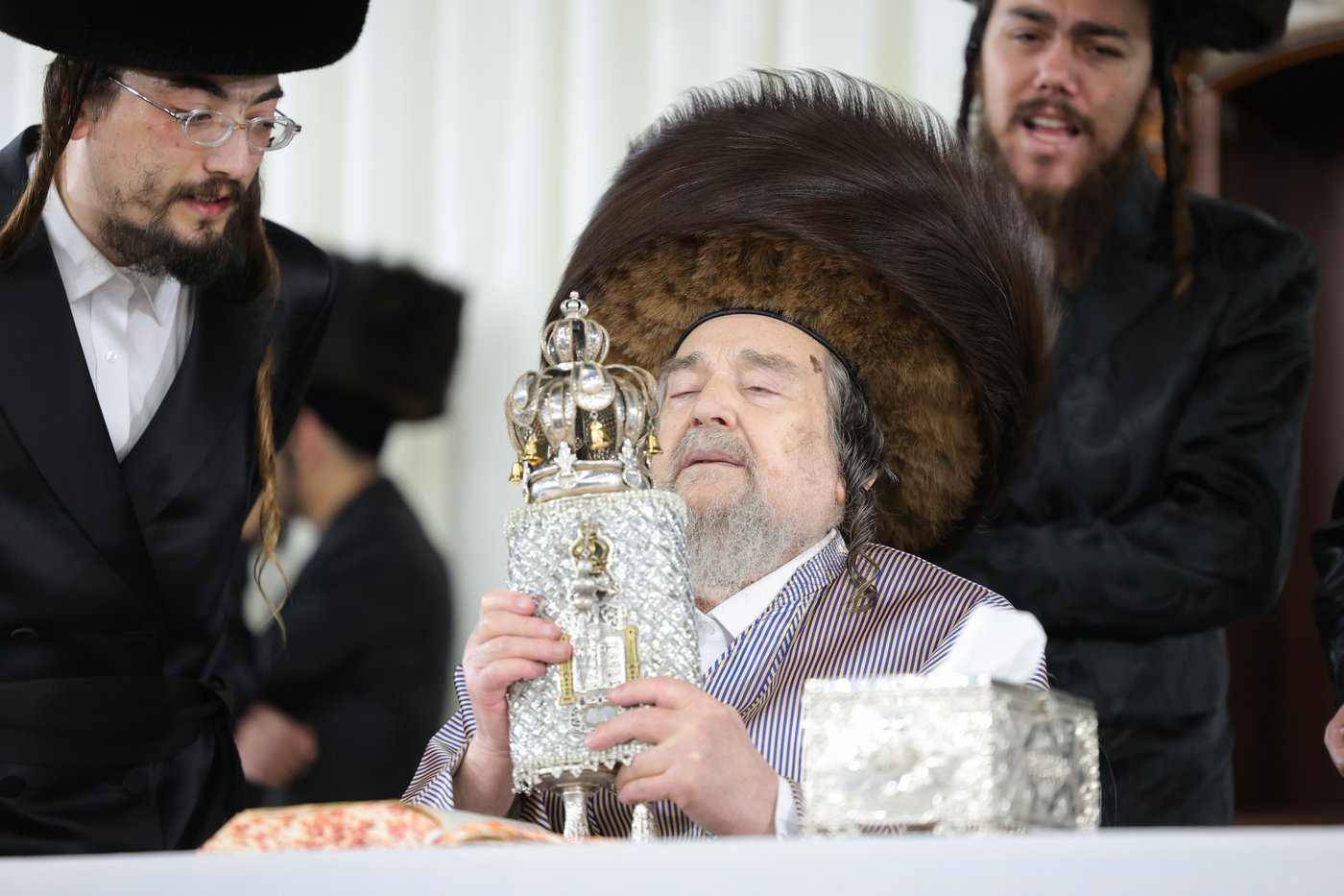 הקפות שניות אצל הגאון רבי יעקב מאיר שכטר