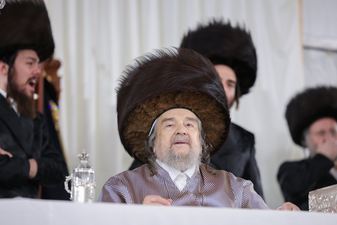 הקפות שניות אצל הגאון רבי יעקב מאיר שכטר