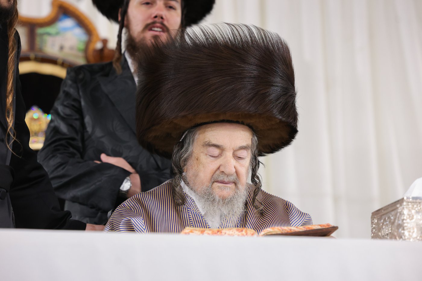 הקפות שניות אצל הגאון רבי יעקב מאיר שכטר