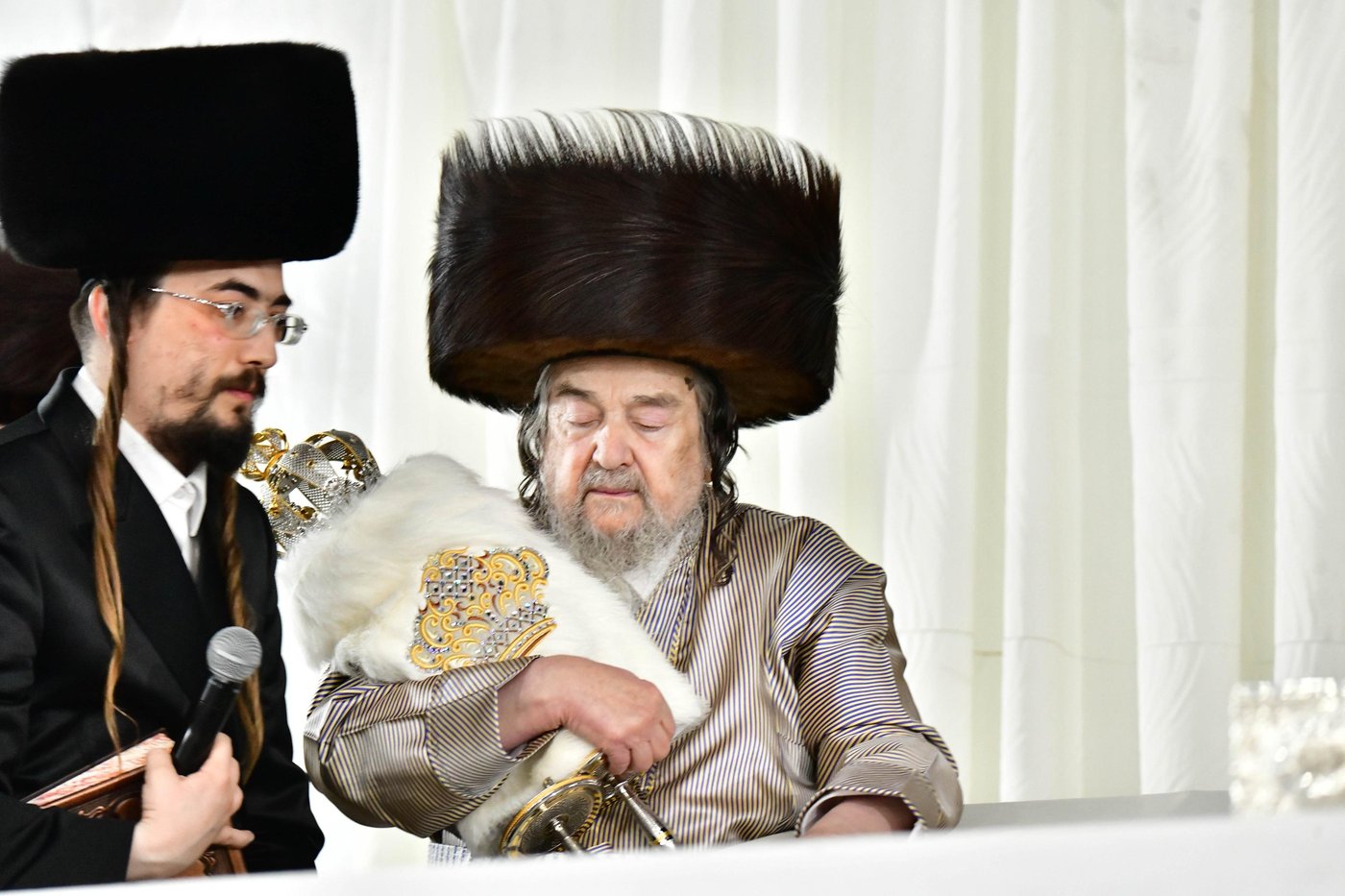 הקפות שניות אצל הגאון רבי יעקב מאיר שכטר