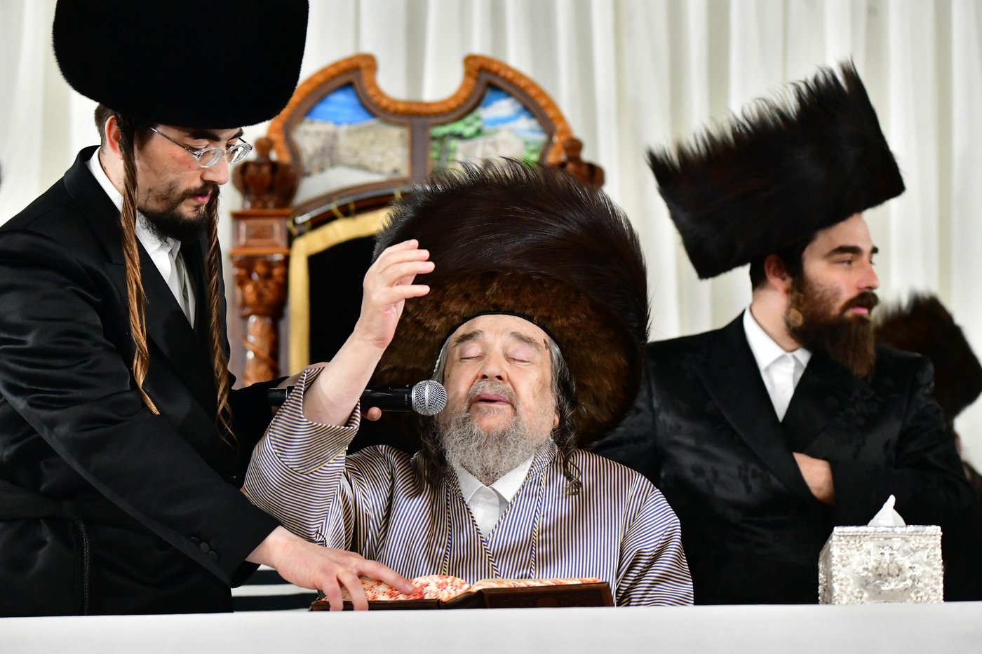 הקפות שניות אצל הגאון רבי יעקב מאיר שכטר