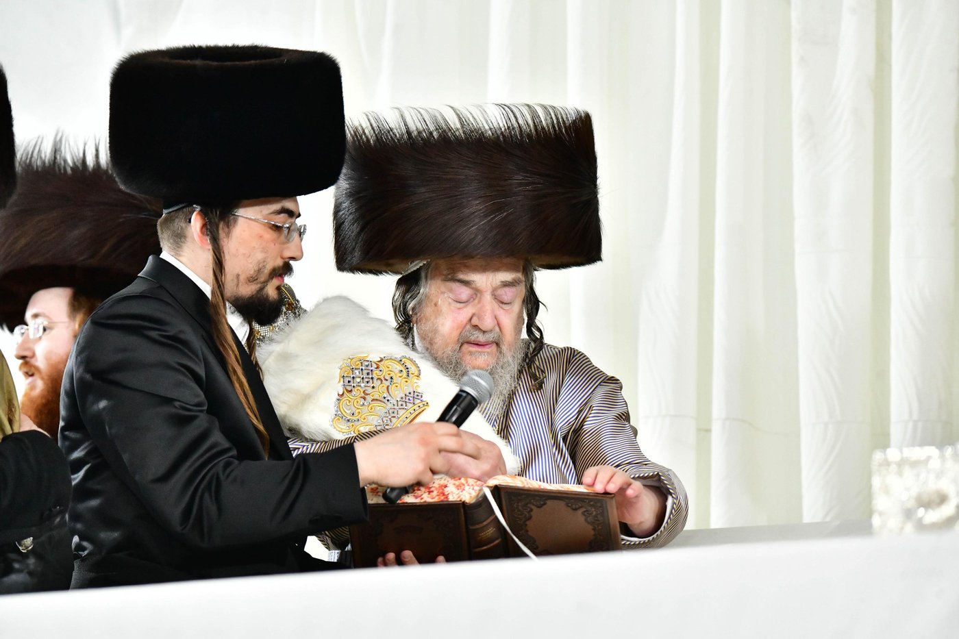 הקפות שניות אצל הגאון רבי יעקב מאיר שכטר
