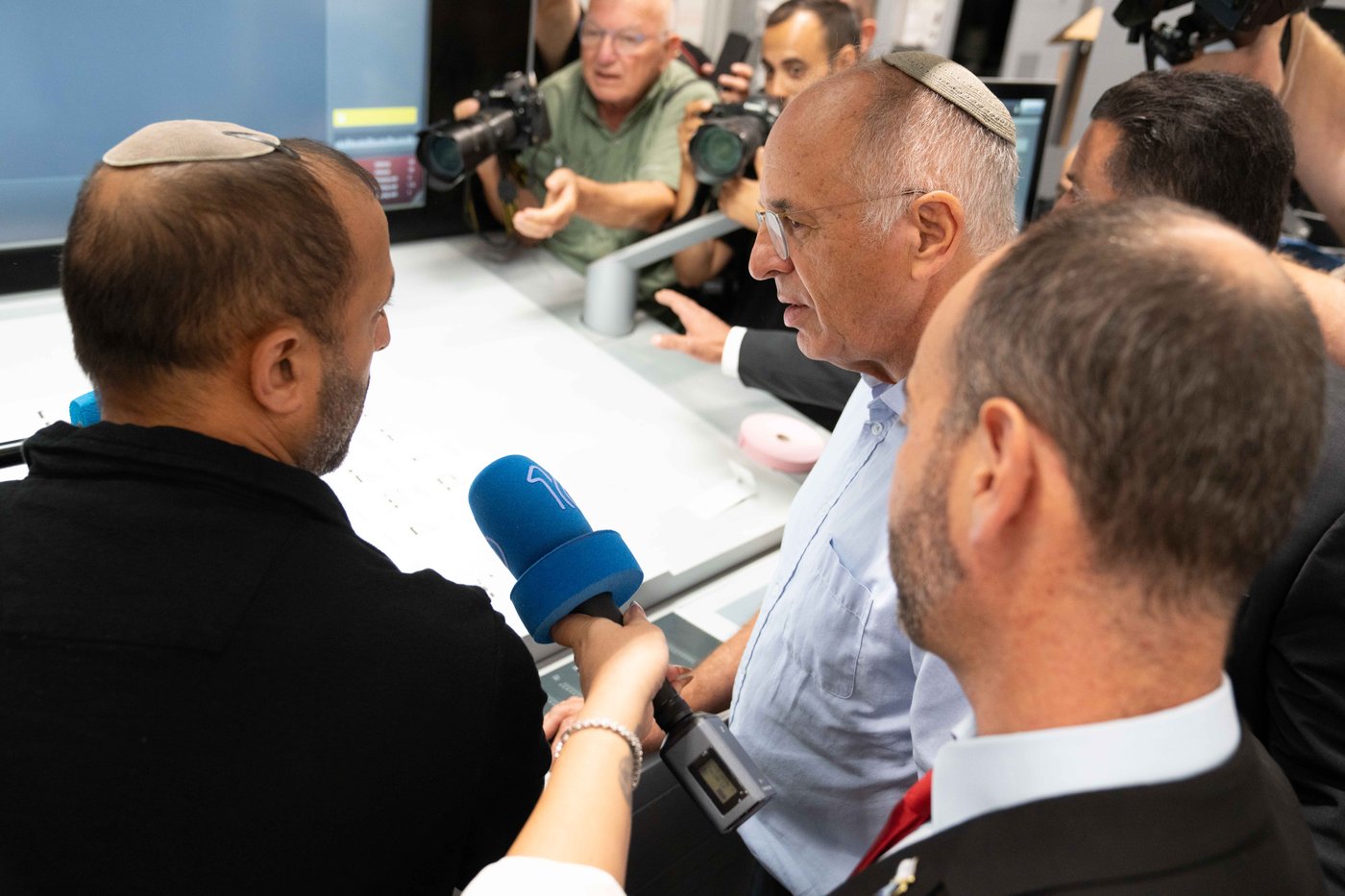 ההכנות לקראת יום הבחירות | צילום: רועי ידובסקי