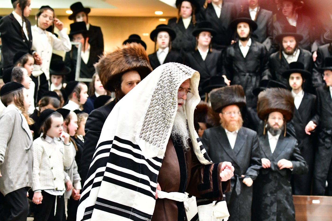 חג הסוכות בחצר הקודש קרעטשניף ירושלים | צילום: שוקי לרר, אברומי בערגער