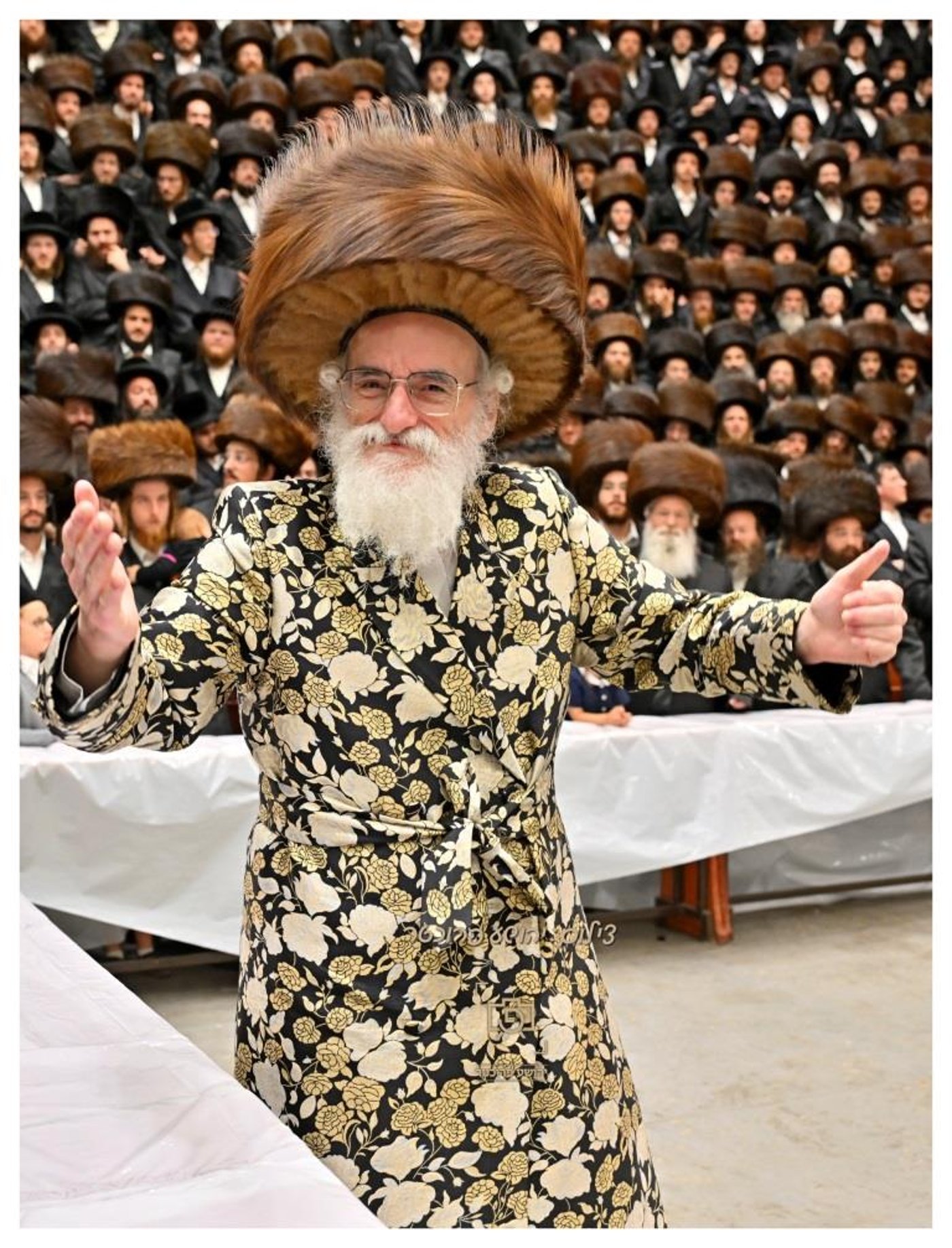 סוכות בחצר הקודש ויז'ניץ | צילום: יהושע פרוכטר