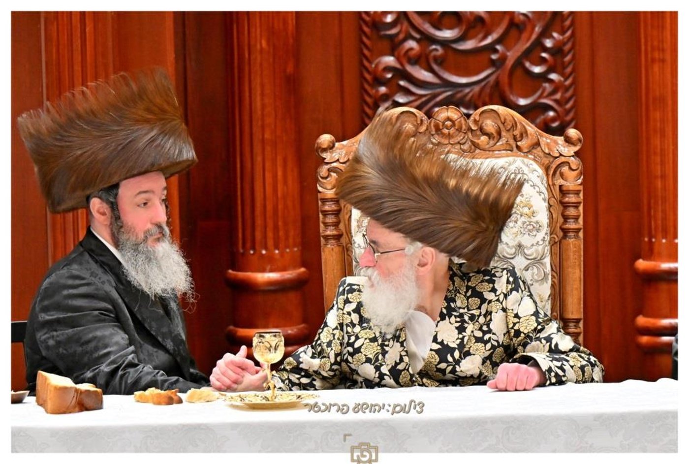 סוכות בחצר הקודש ויז'ניץ | צילום: יהושע פרוכטר