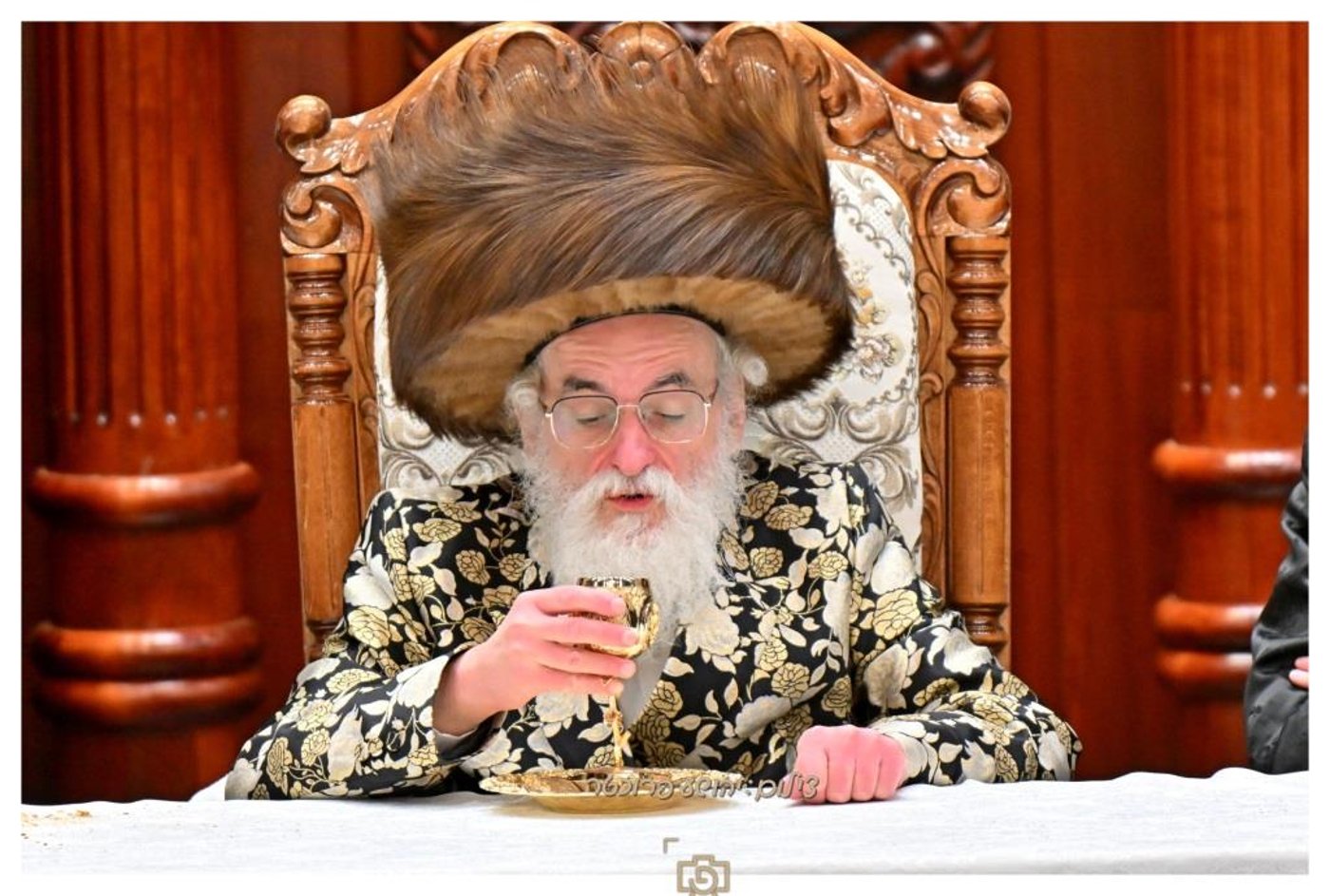 סוכות בחצר הקודש ויז'ניץ | צילום: יהושע פרוכטר