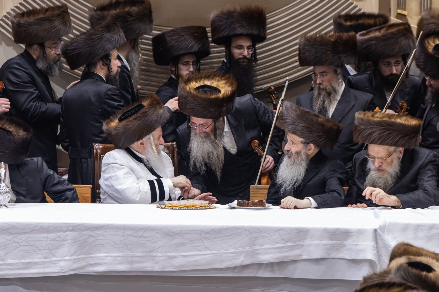 הושענא רבה בחצר הקודש באבוב | צילום: אחים לאנטשעווסקי