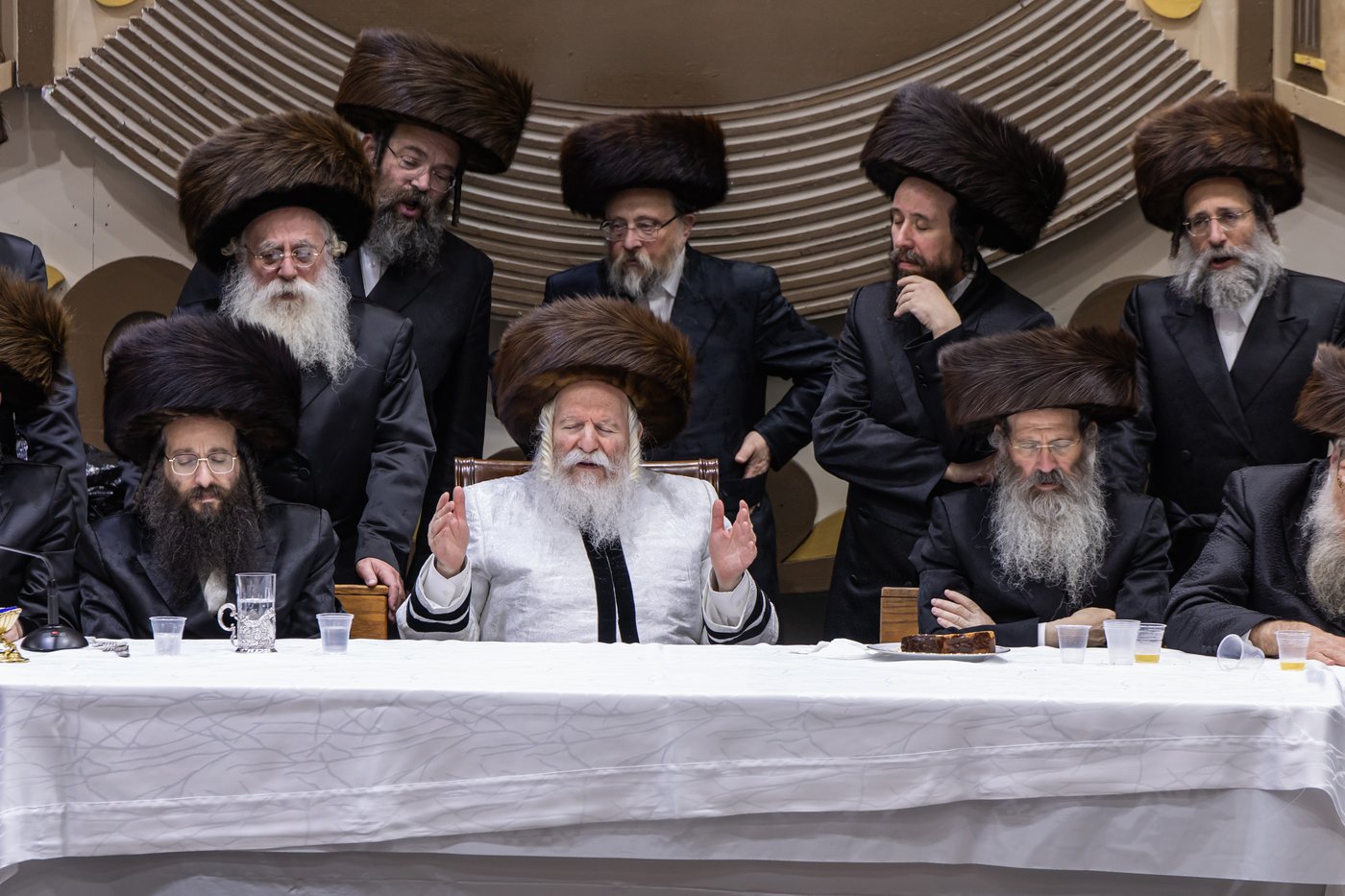 הושענא רבה בחצר הקודש באבוב | צילום: אחים לאנטשעווסקי