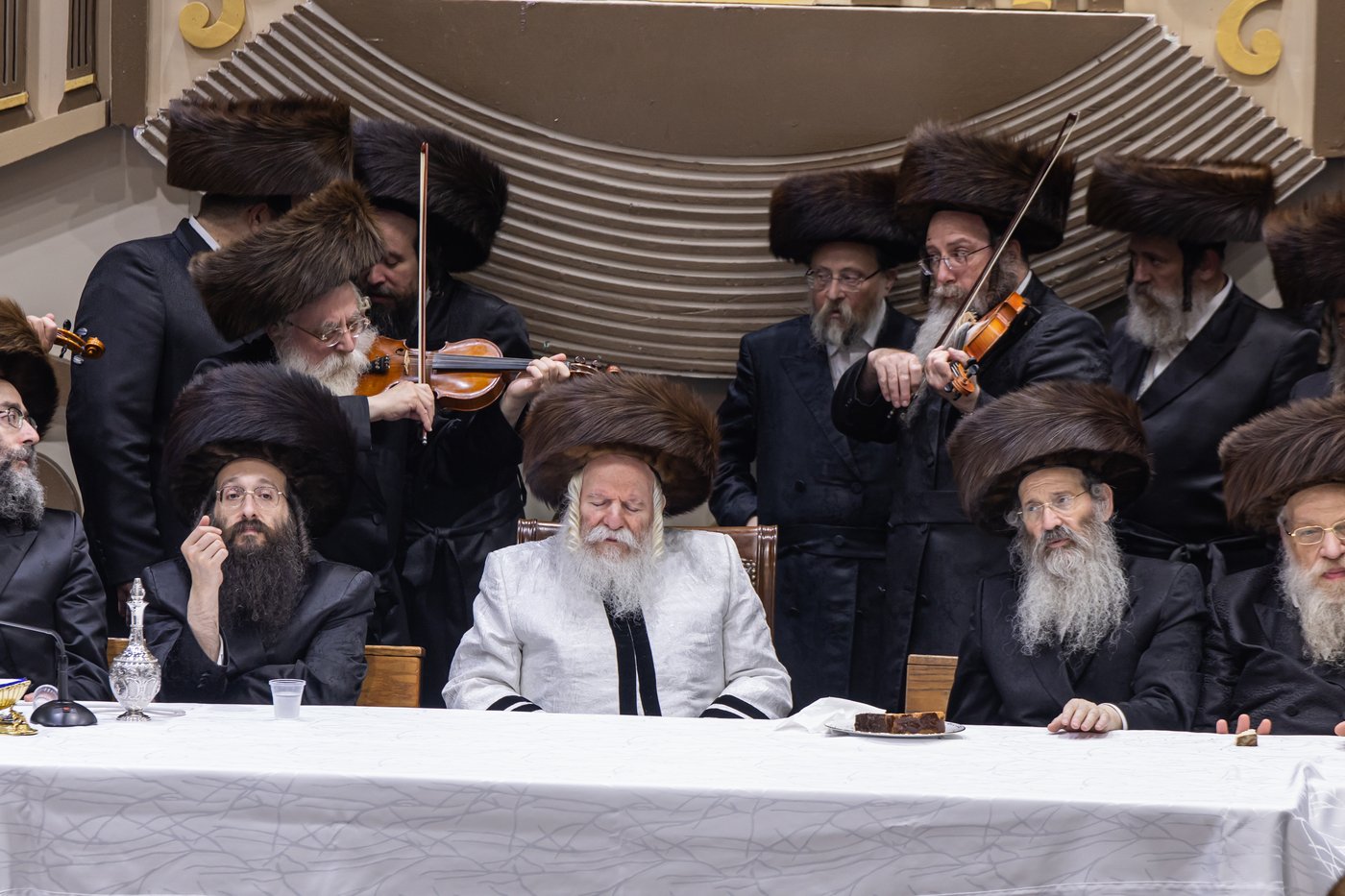 הושענא רבה בחצר הקודש באבוב | צילום: אחים לאנטשעווסקי