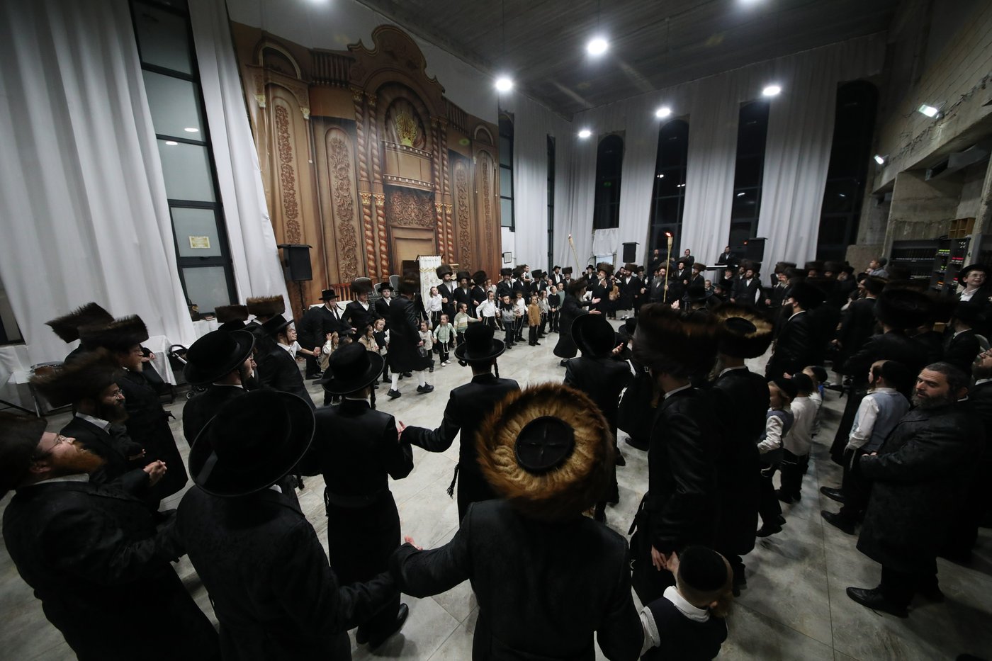 שמחת בית השואבה בחצר דינוב