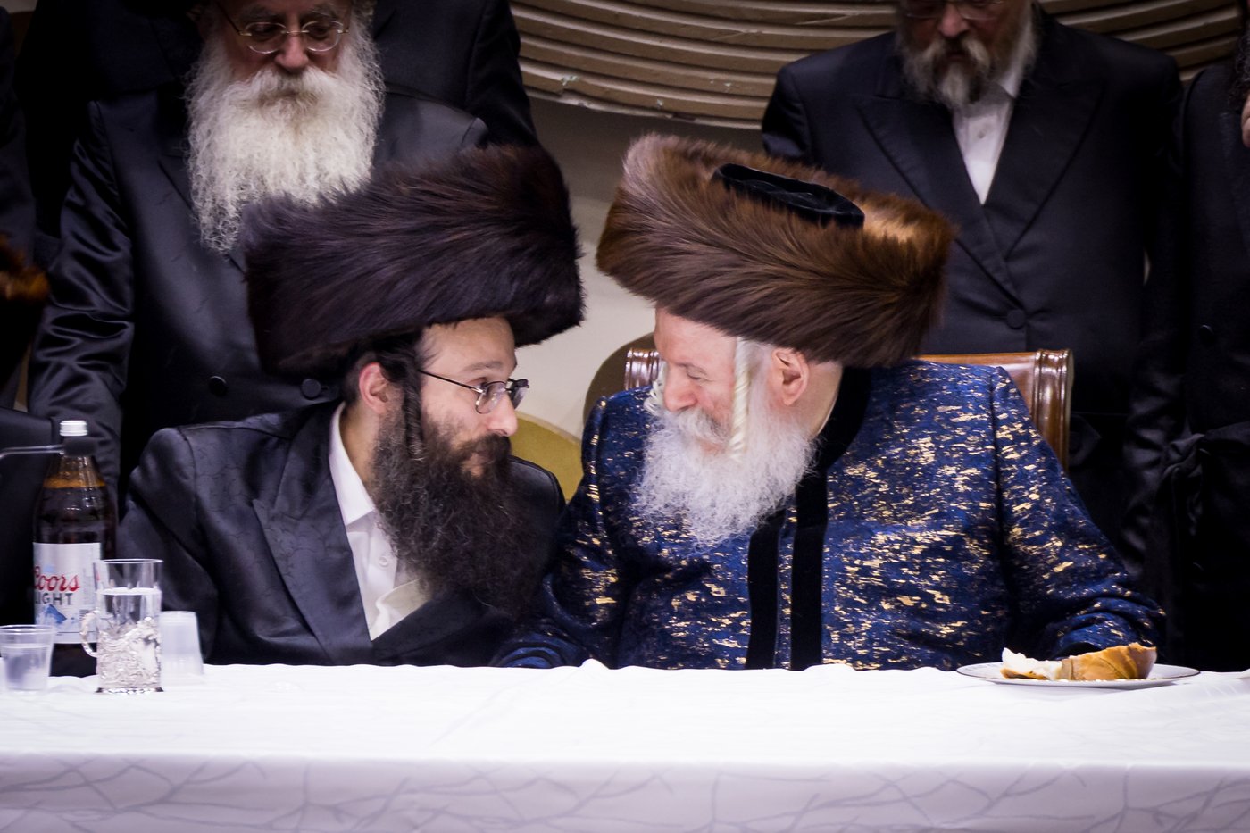 סוכות בחצר הקודש באבוב | צילום: אחים לאנטשעווסקי