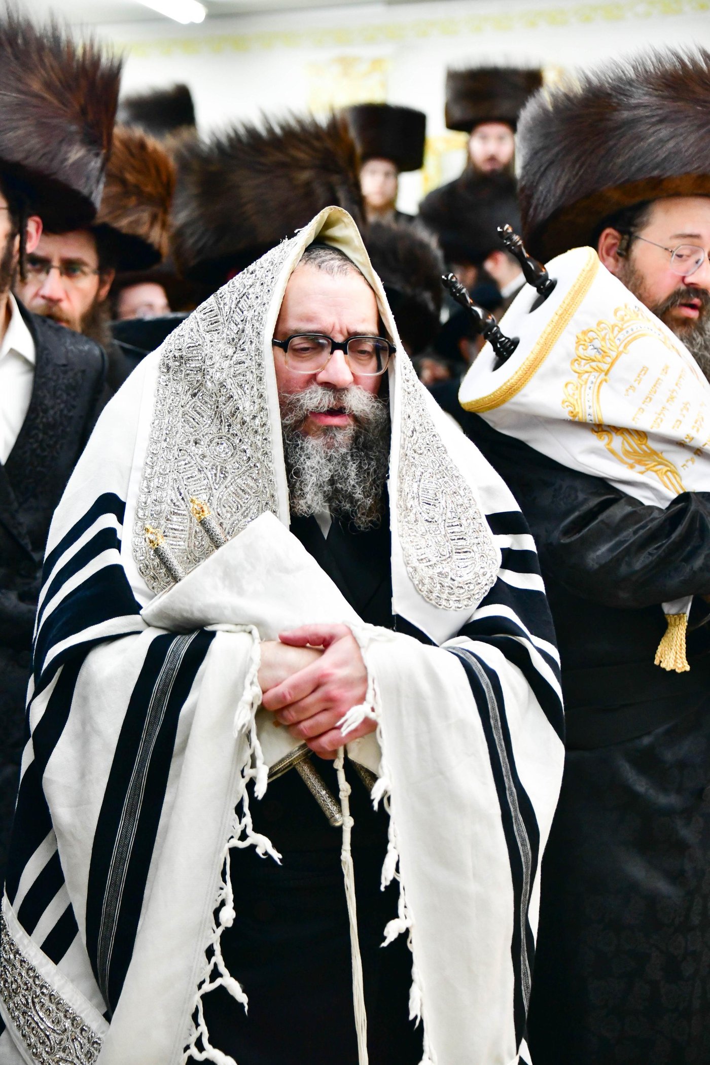 הקפות שניות בחצר הקודש סקולען ירושלים | צילום: שוקי לרר