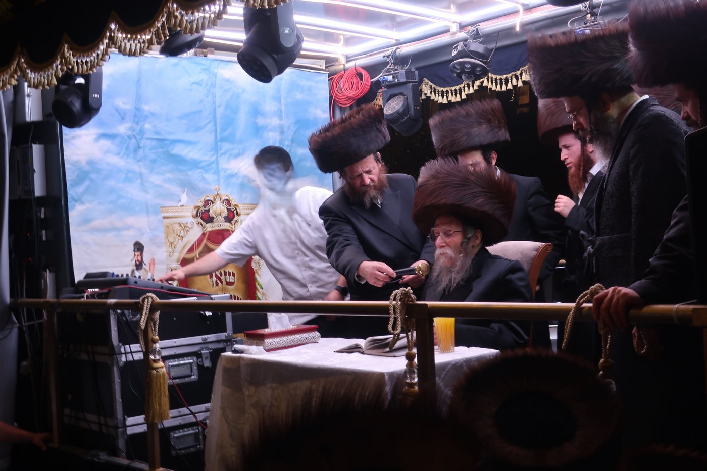 חג הסוכות בחצר ערלוי • צילום: שימי פ.