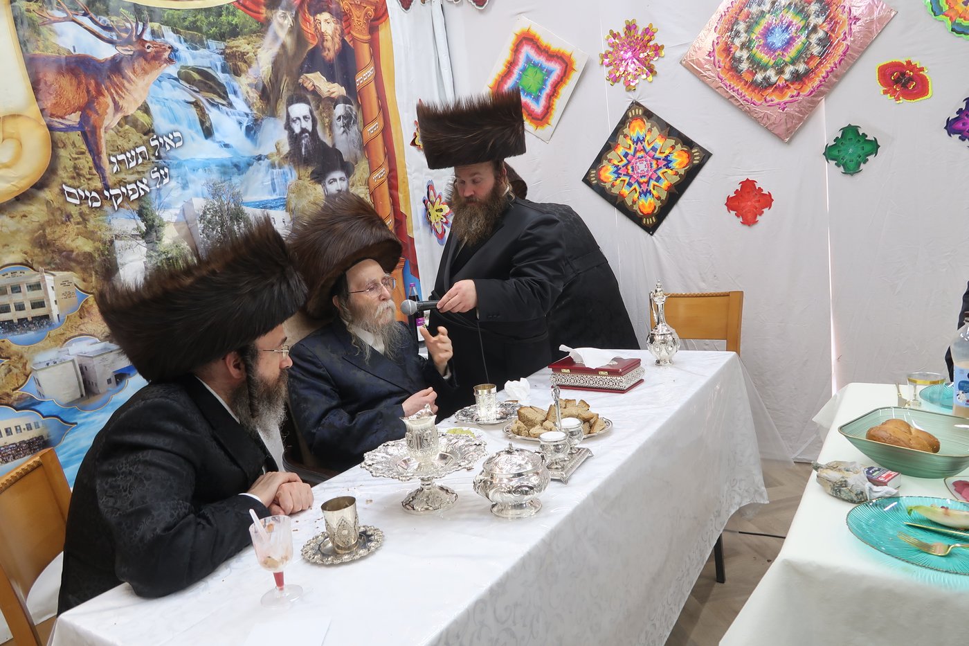 חג הסוכות בחצר ערלוי • צילום: שימי פ.