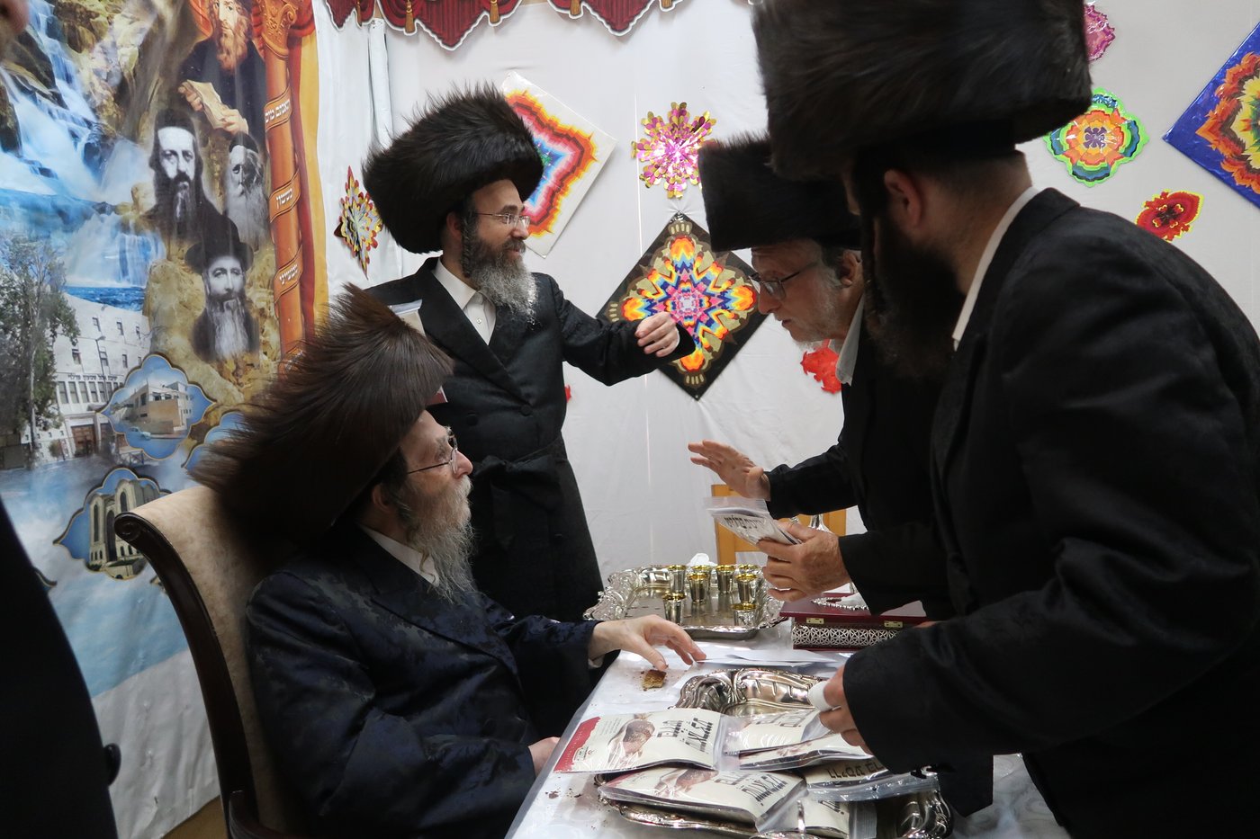 חג הסוכות בחצר ערלוי • צילום: שימי פ.
