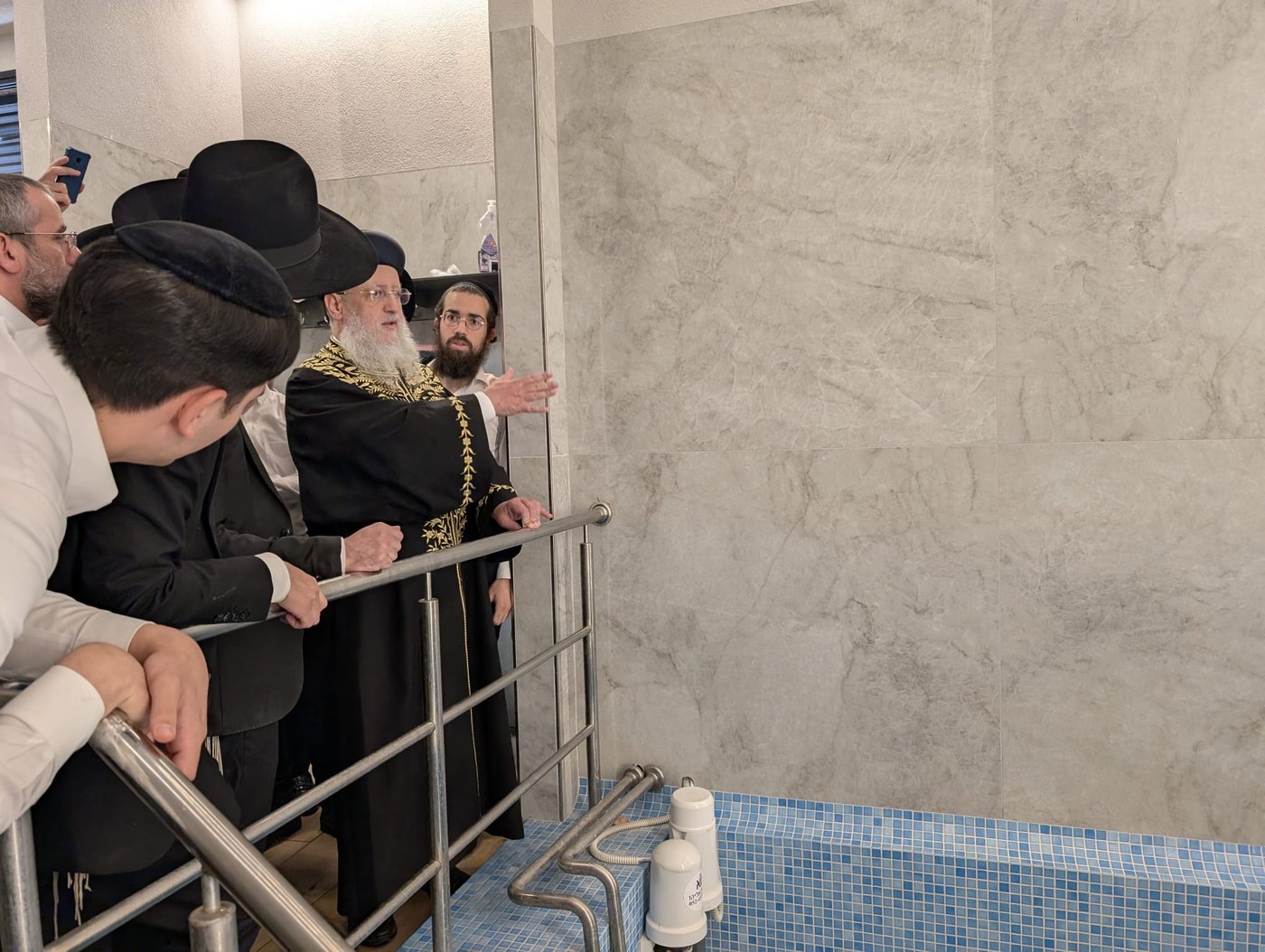 הגר"ד יוסף בקהילת חניכי הישיבות